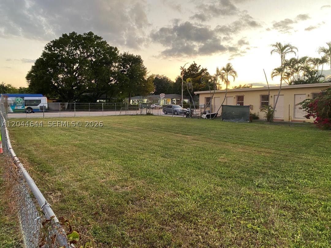 3021 W Flagler St Property Photo 10