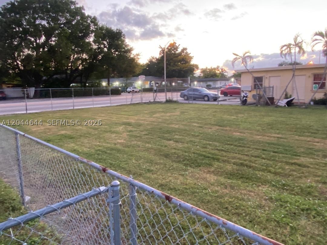 3021 W Flagler St Property Photo 11