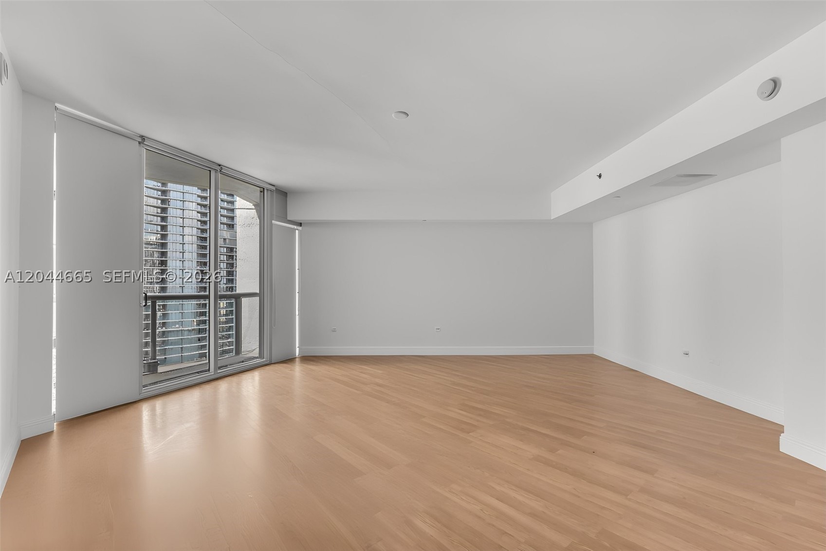475 Brickell Ave 2508 Property Photo 5