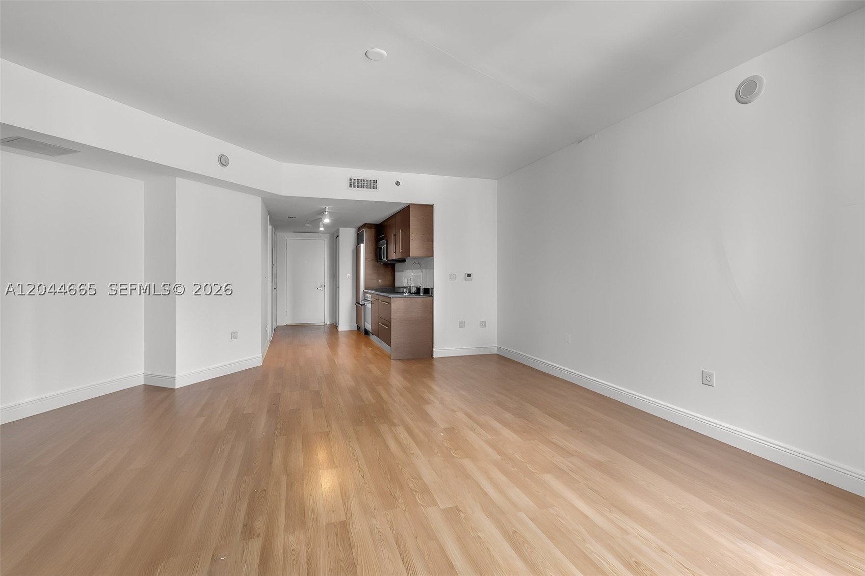 475 Brickell Ave 2508 Property Photo 8
