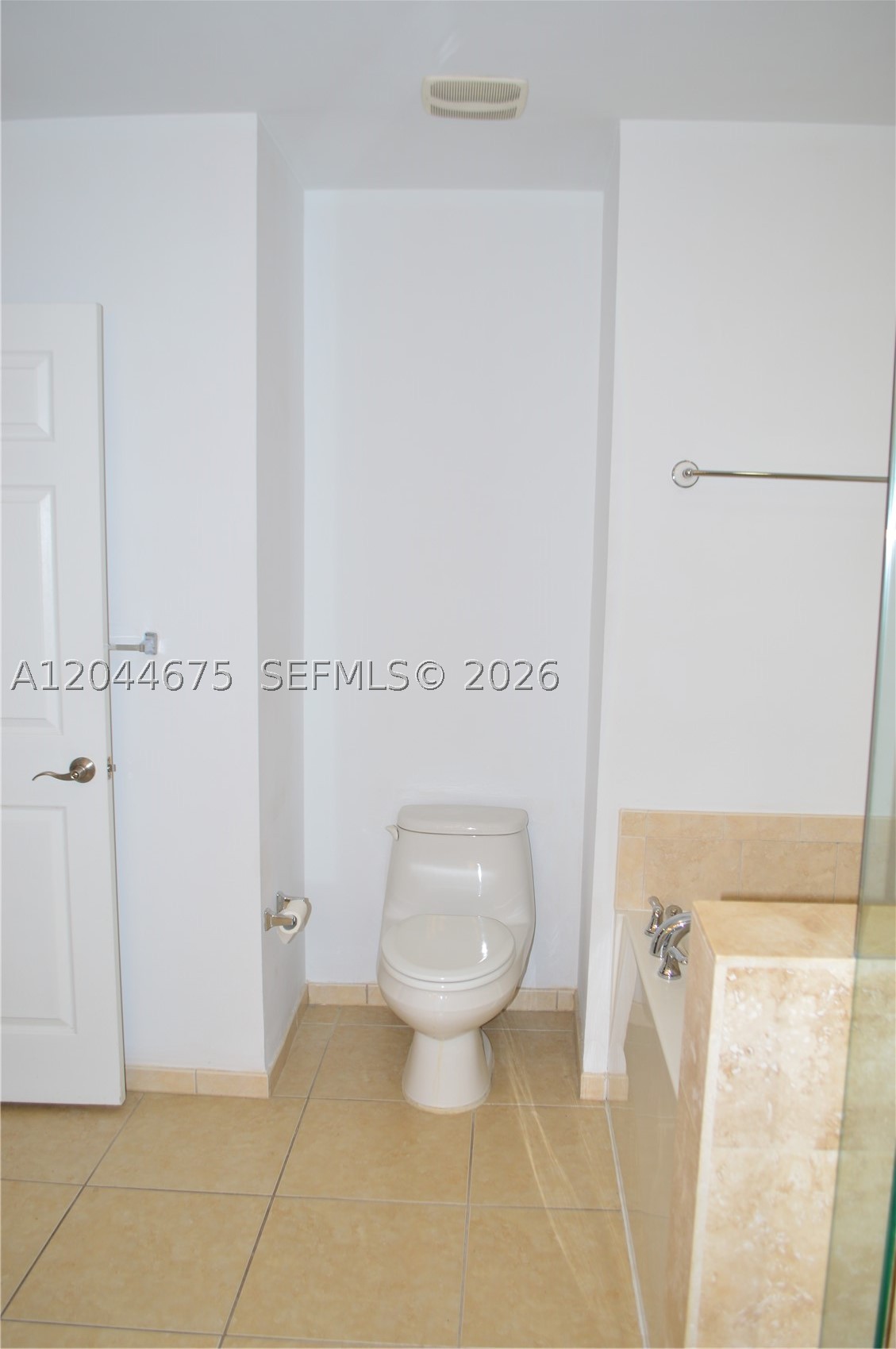 3001 Ne 185th St 129 Property Photo 22