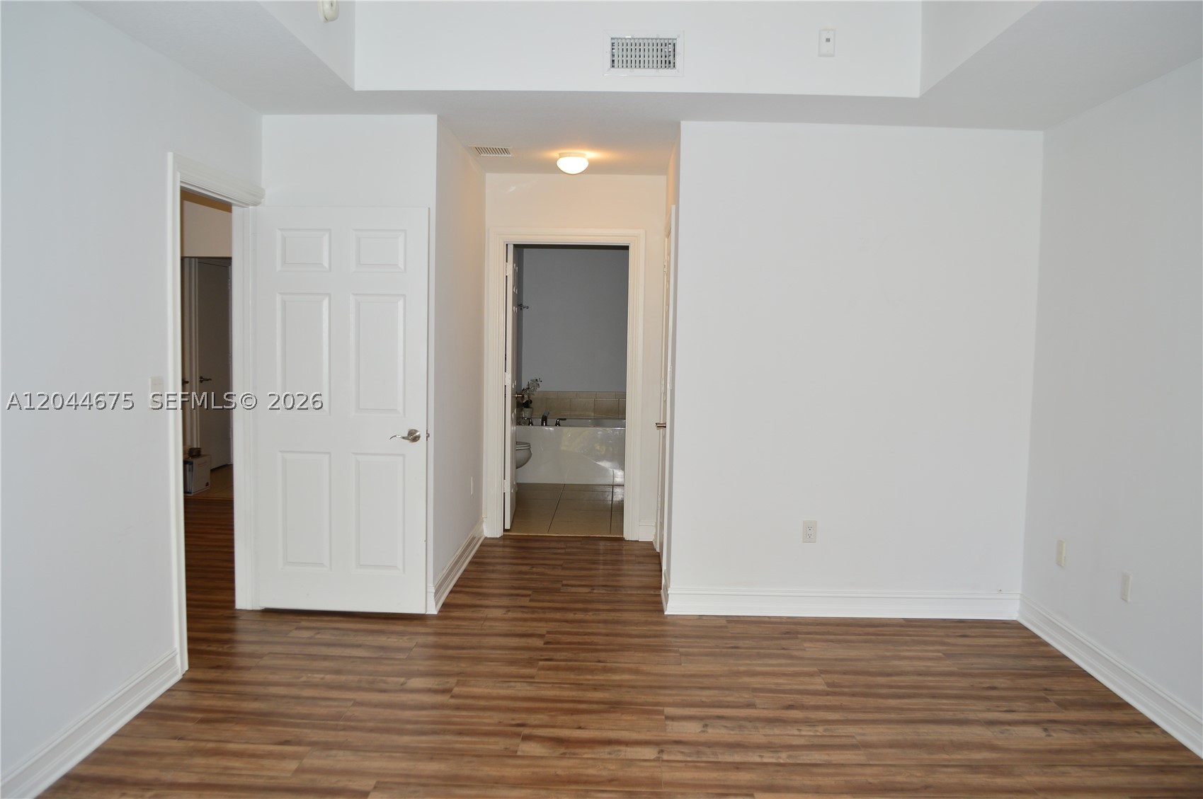 3001 Ne 185th St 129 Property Photo 23