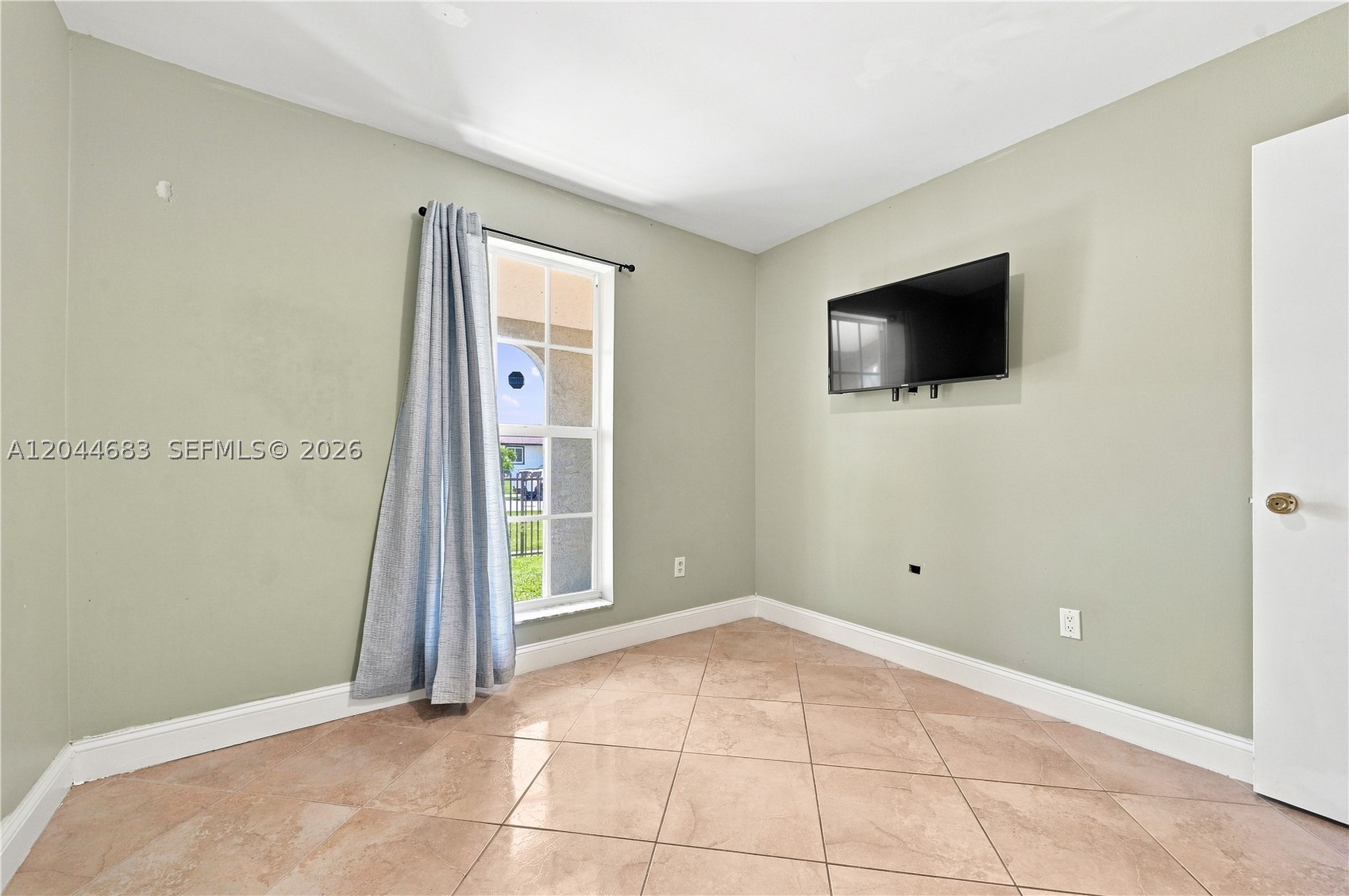 26080 Sw 132nd Pl Property Photo 9