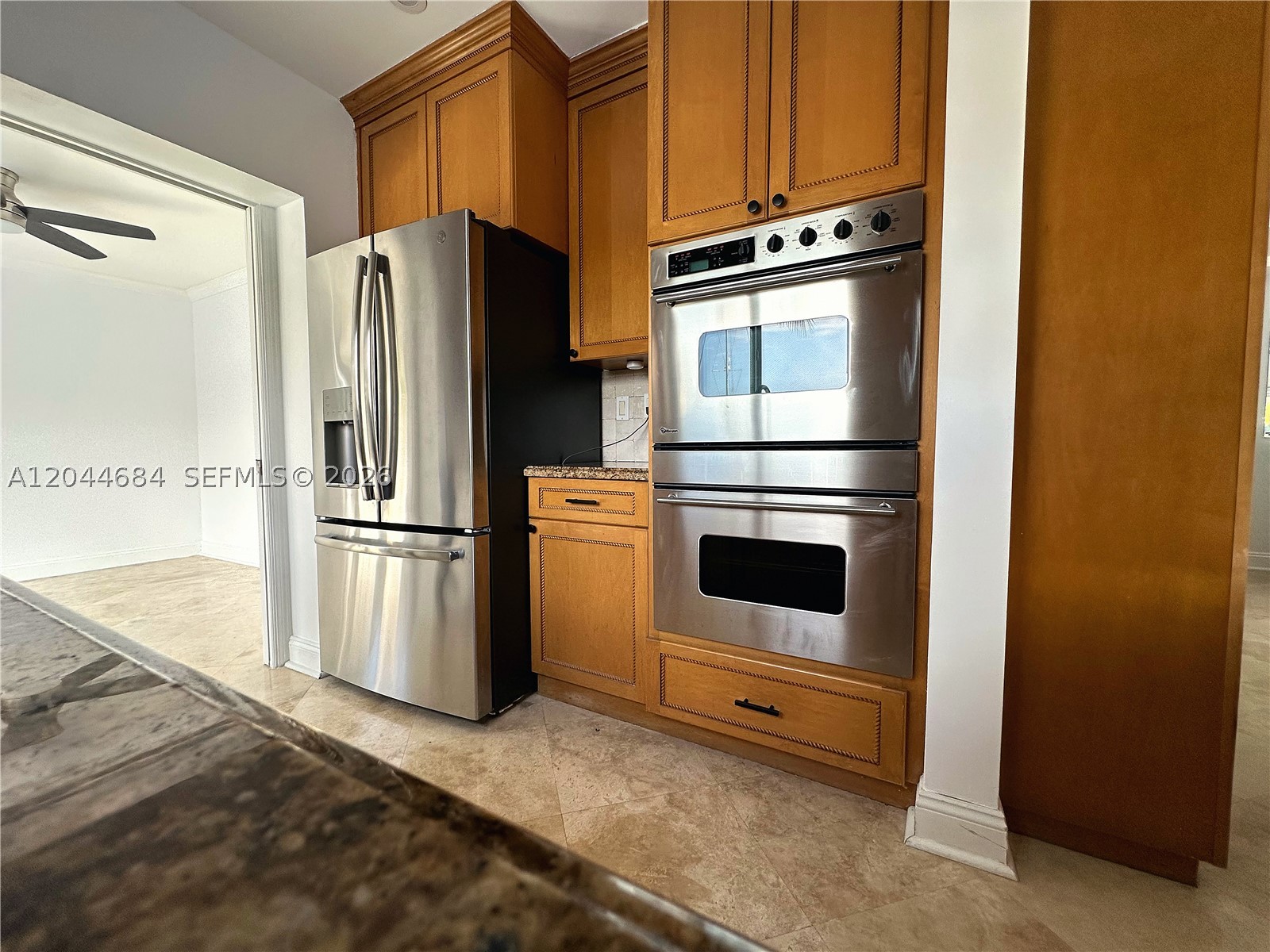 2445 Se 8th St Property Photo 17