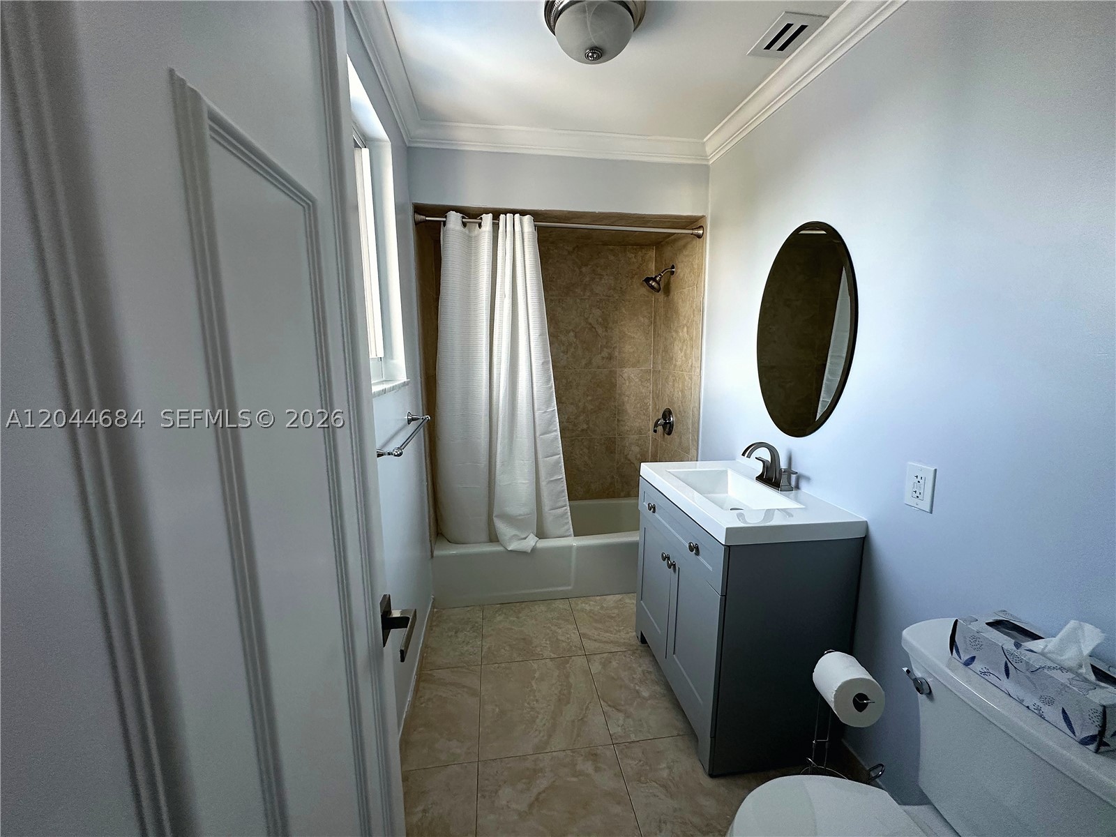 2445 Se 8th St Property Photo 29