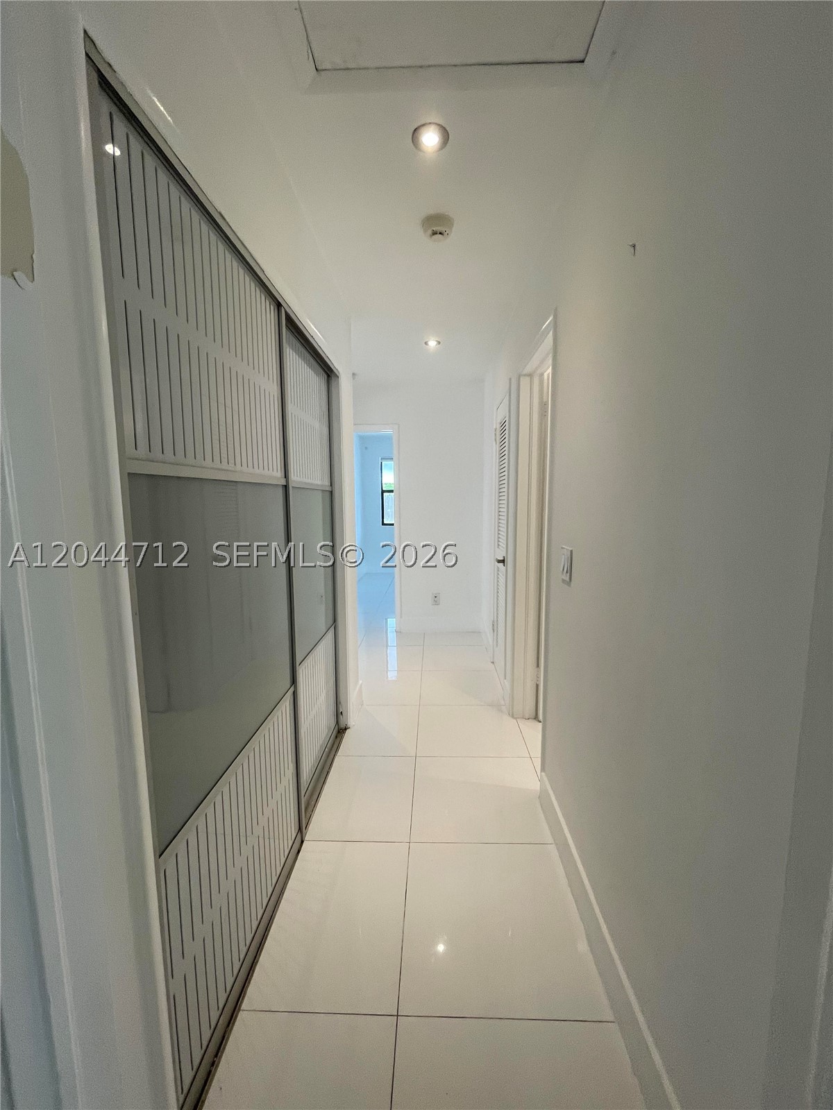 2115 Alamanda Dr Property Photo 17