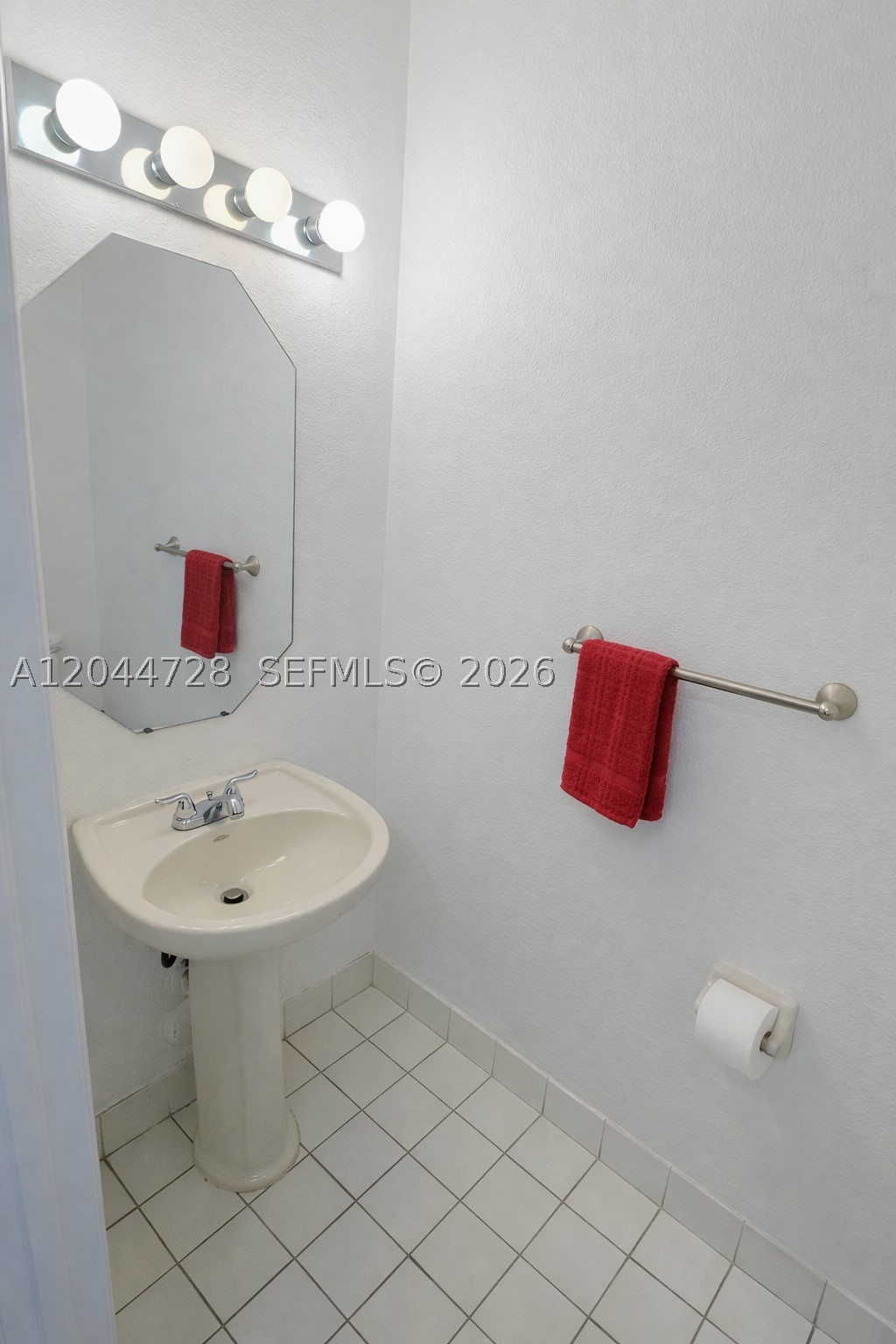 9133 Sw 152nd Path Property Photo 8