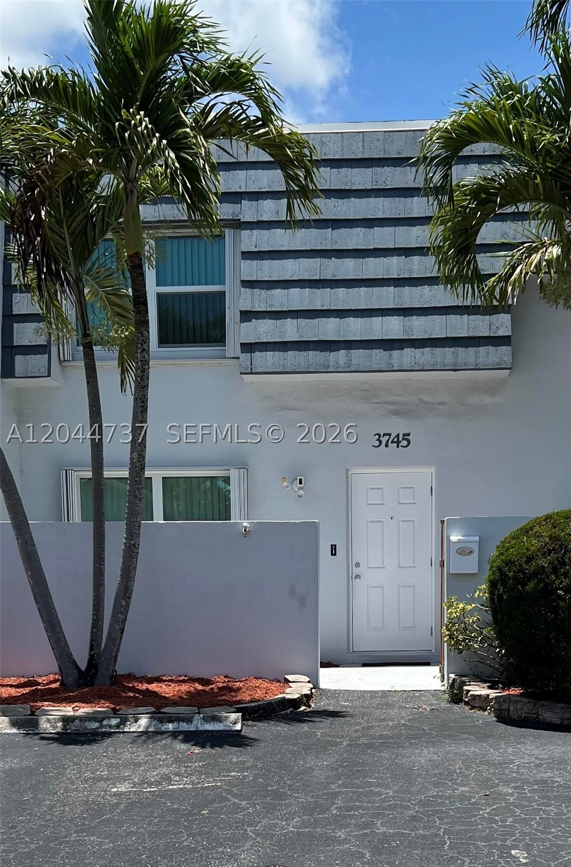 3745 SW 59th Ave 124 Property Photo 1
