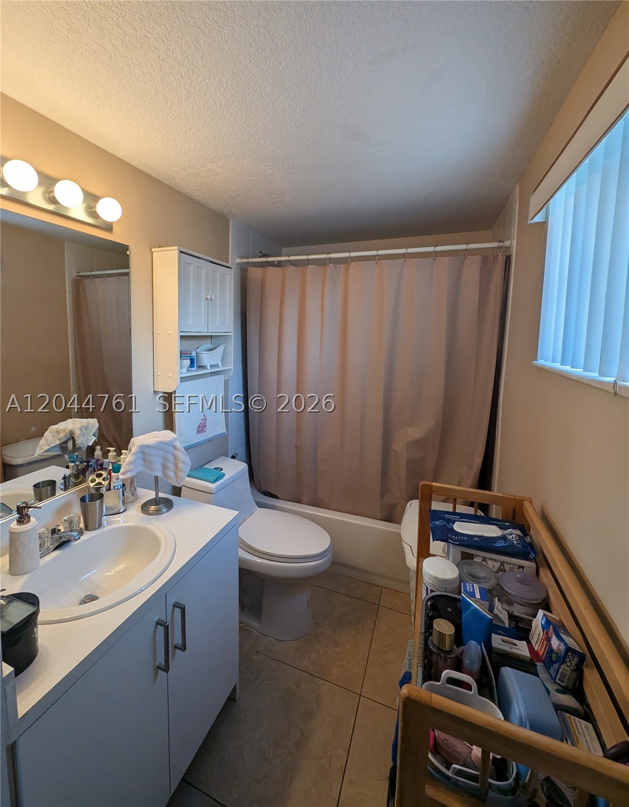 21 E 3rd St 205 Property Photo 13