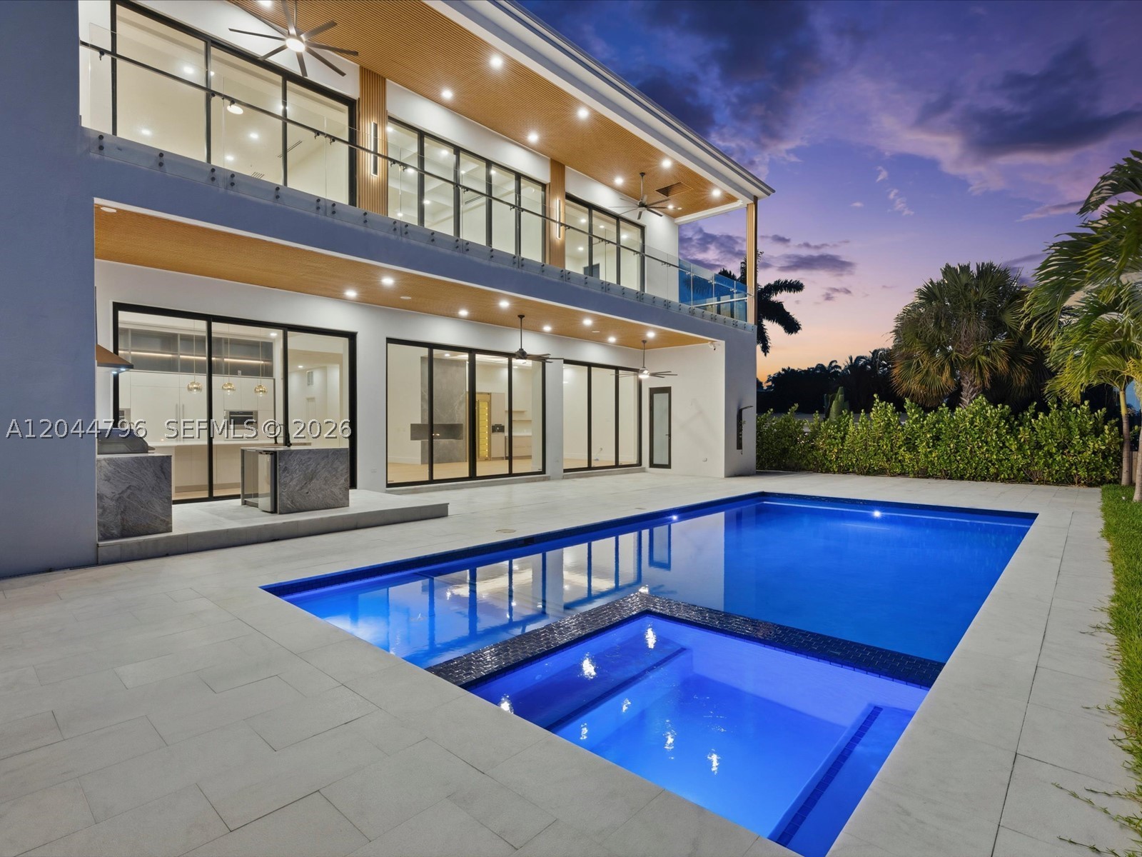 2 Sunset Ln Property Photo 3