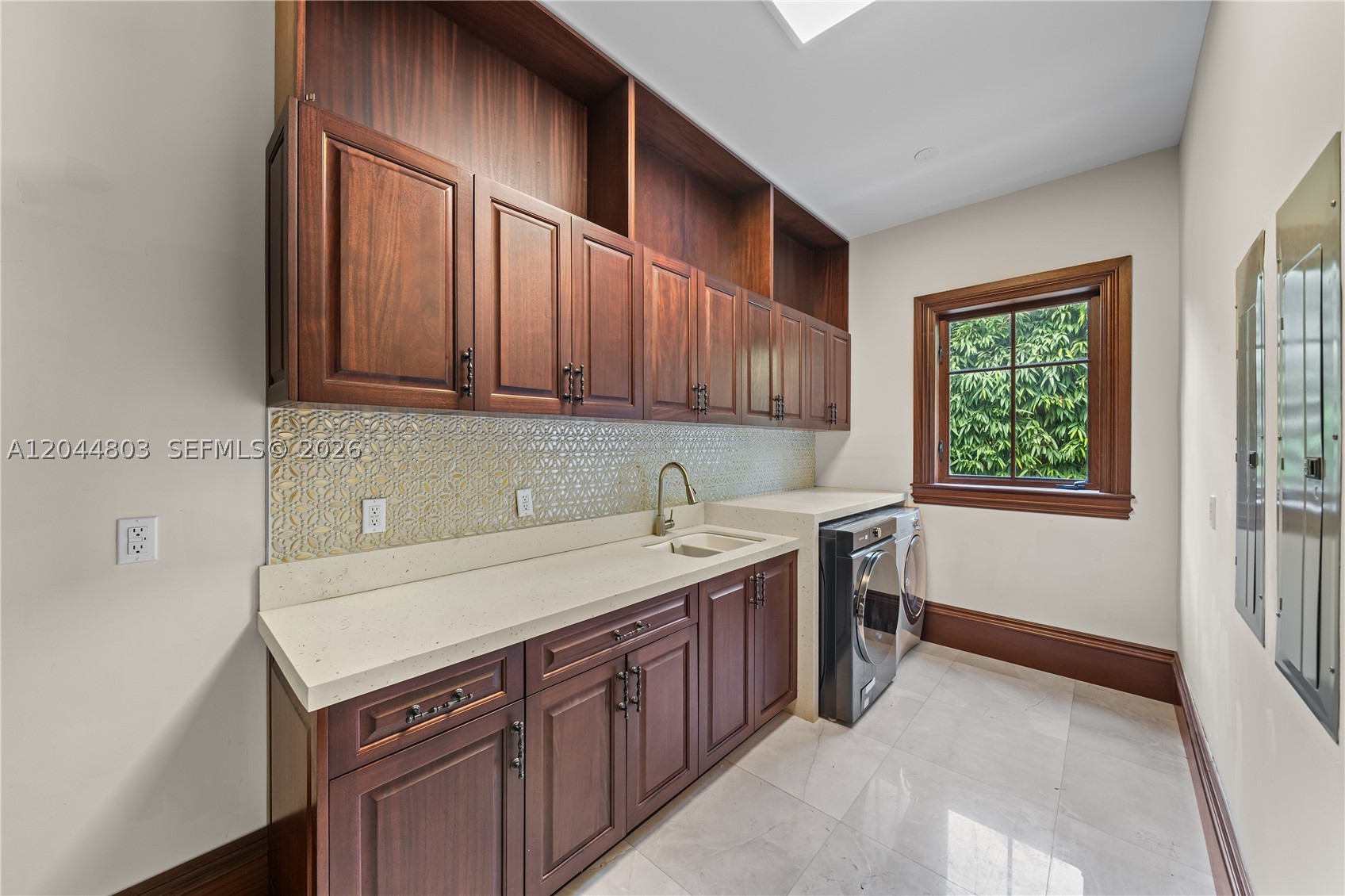 A12044803 Property Photo 57