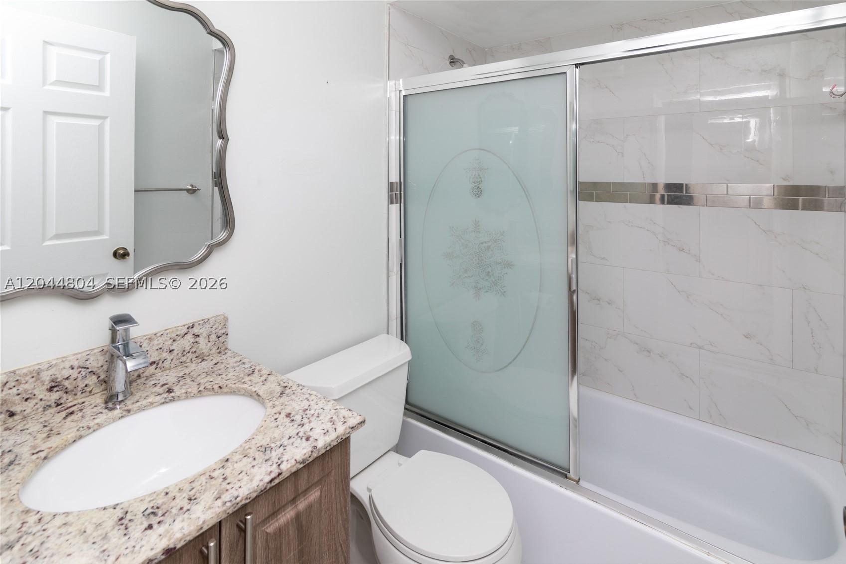17059 Nw 60th Ct Property Photo 9
