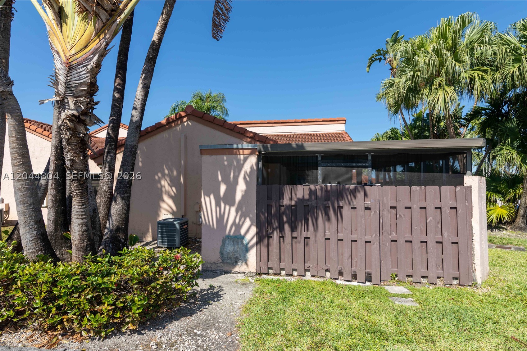 17059 Nw 60th Ct Property Photo 11