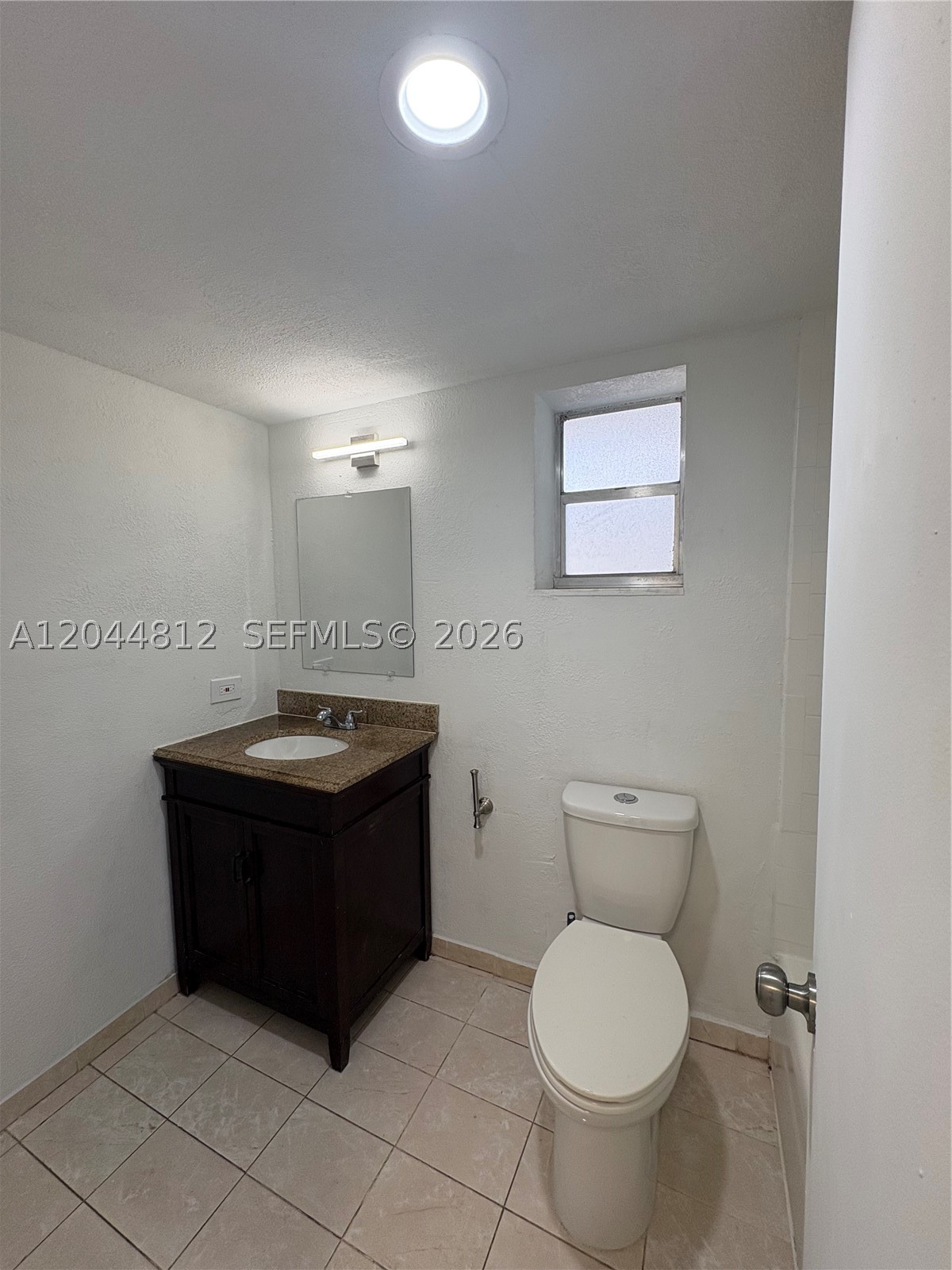 447 Ne 195th St 214 Property Photo 8