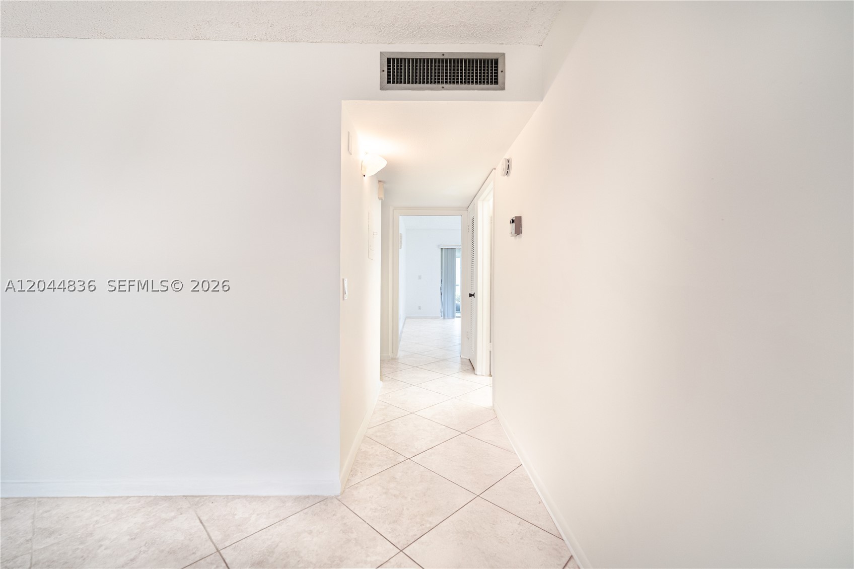 642 N Normandy N 642 Property Photo 10
