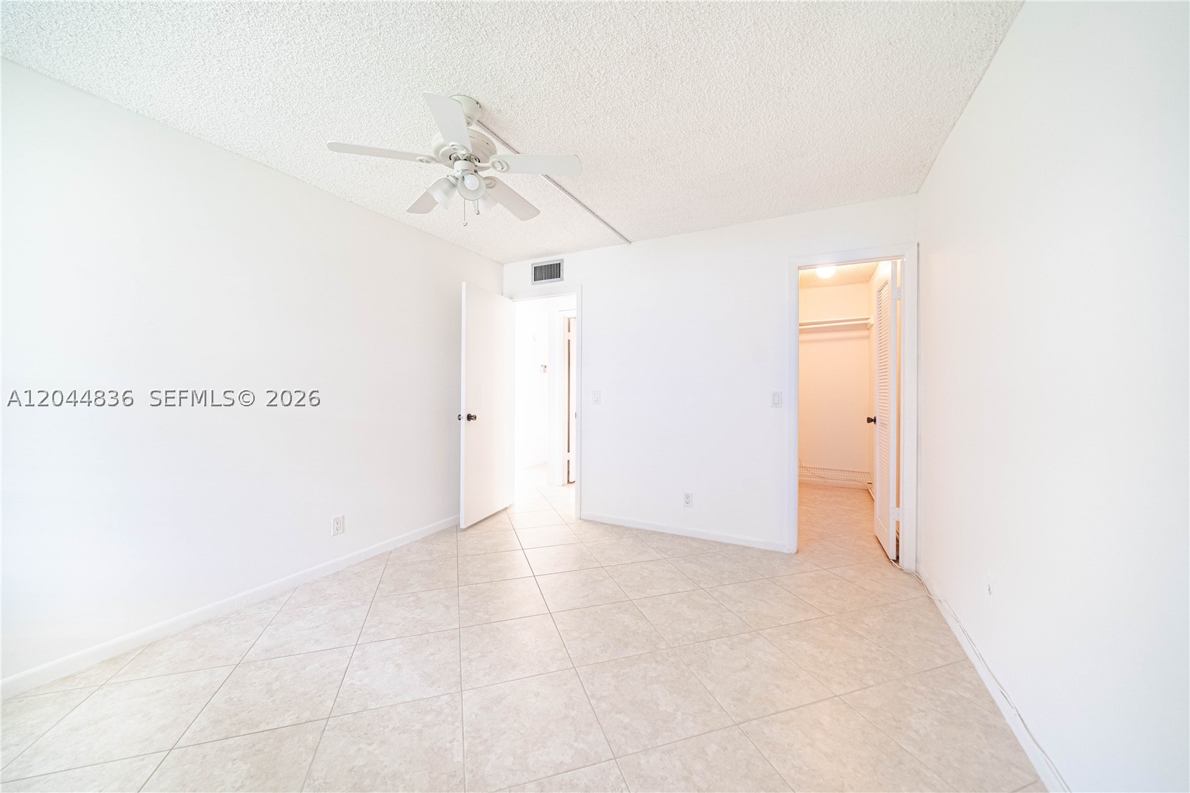 642 N Normandy N 642 Property Photo 25