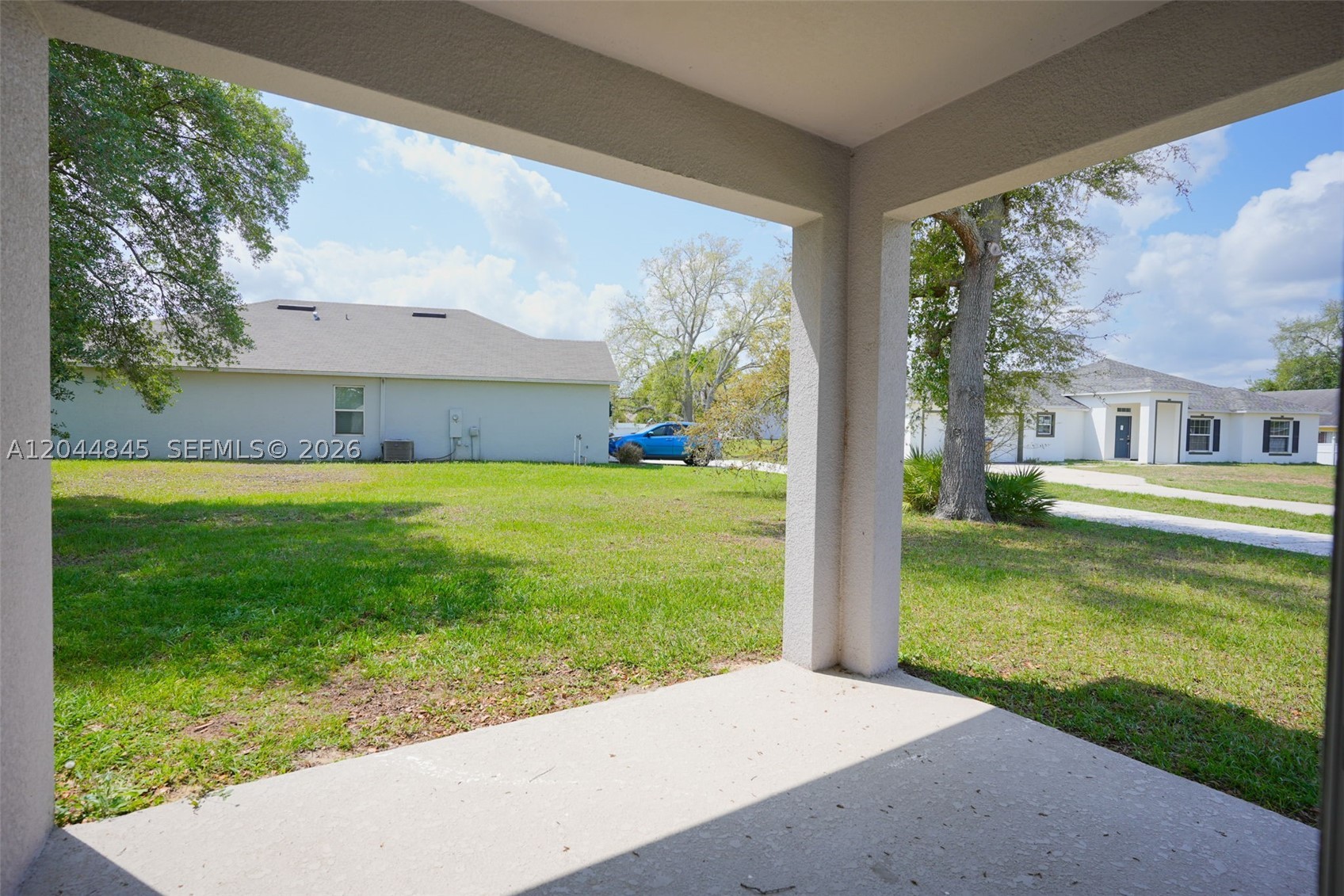 660 Cotulla Dr Property Photo 4
