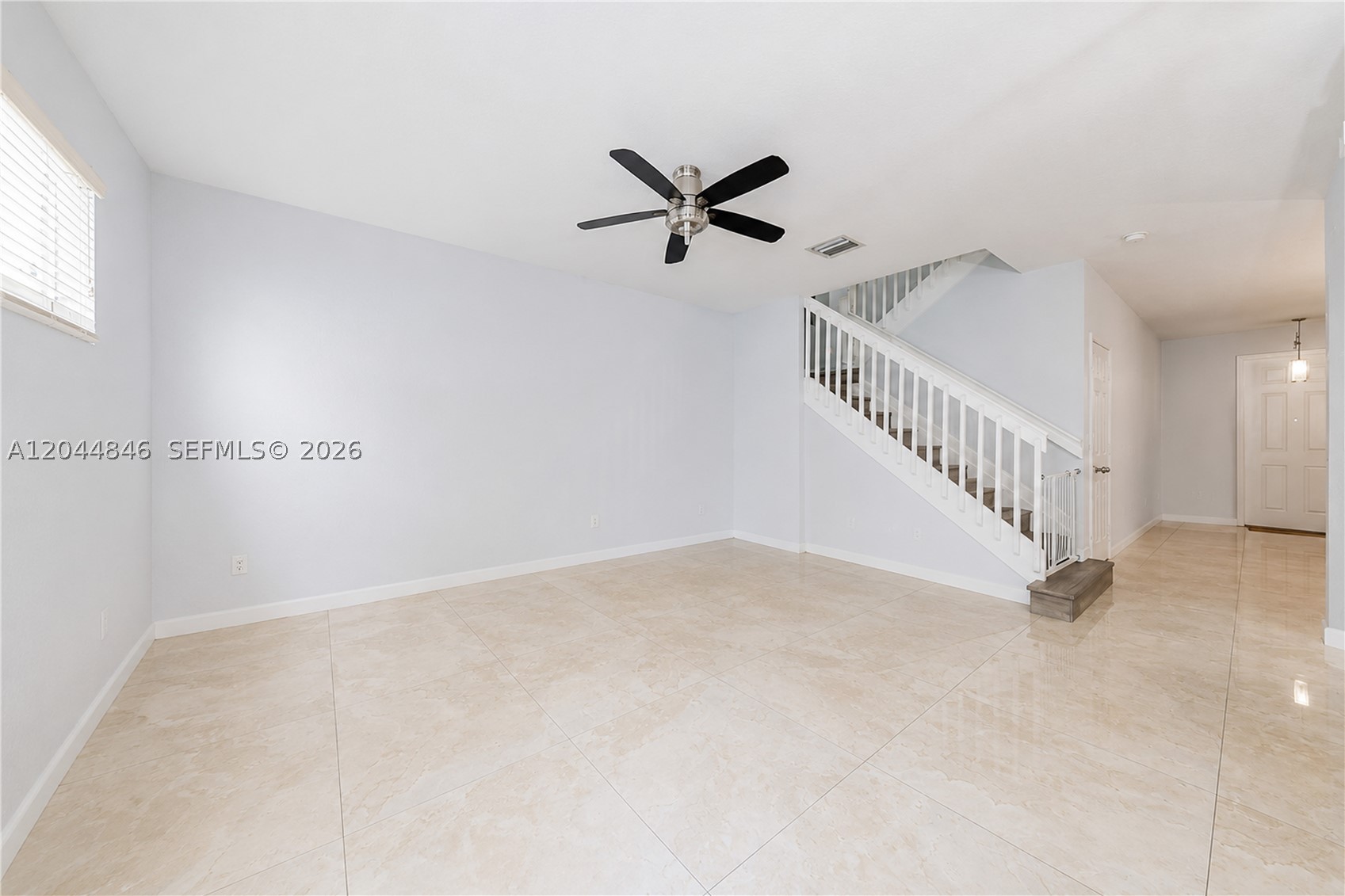 12990 Sw 133rd Ter Property Photo 5