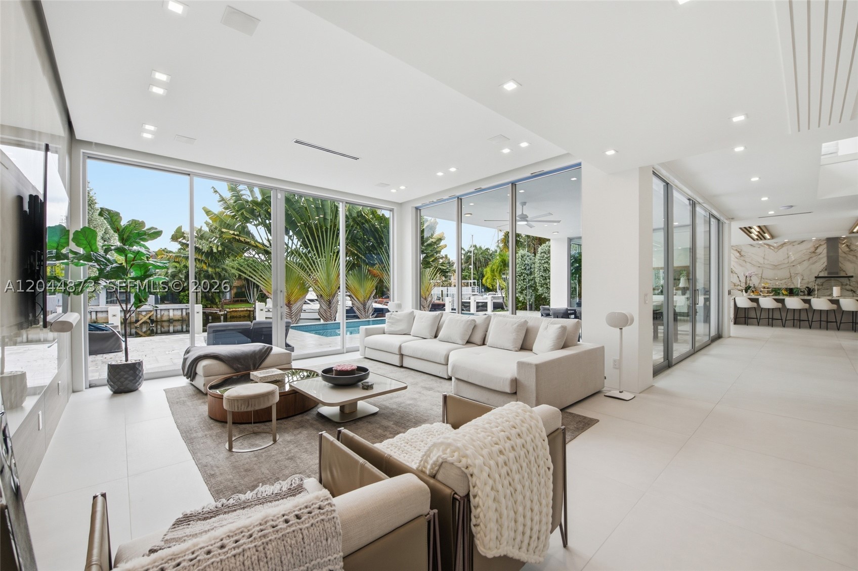 91 Fiesta Way Property Photo 13