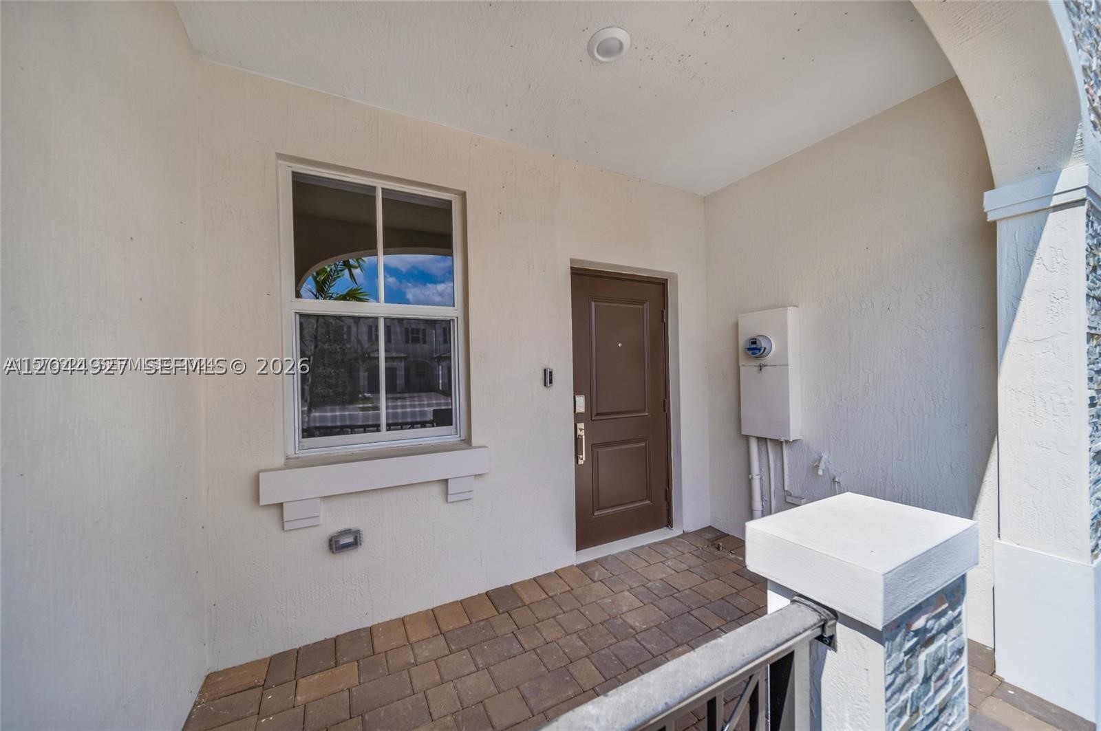 12942 Nw 23rd Pl Property Photo 2