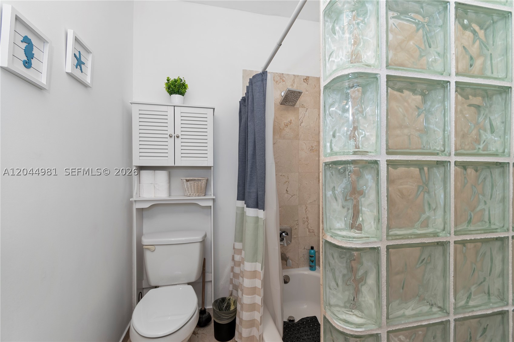 1446 Hollywood Blvd Property Photo 19