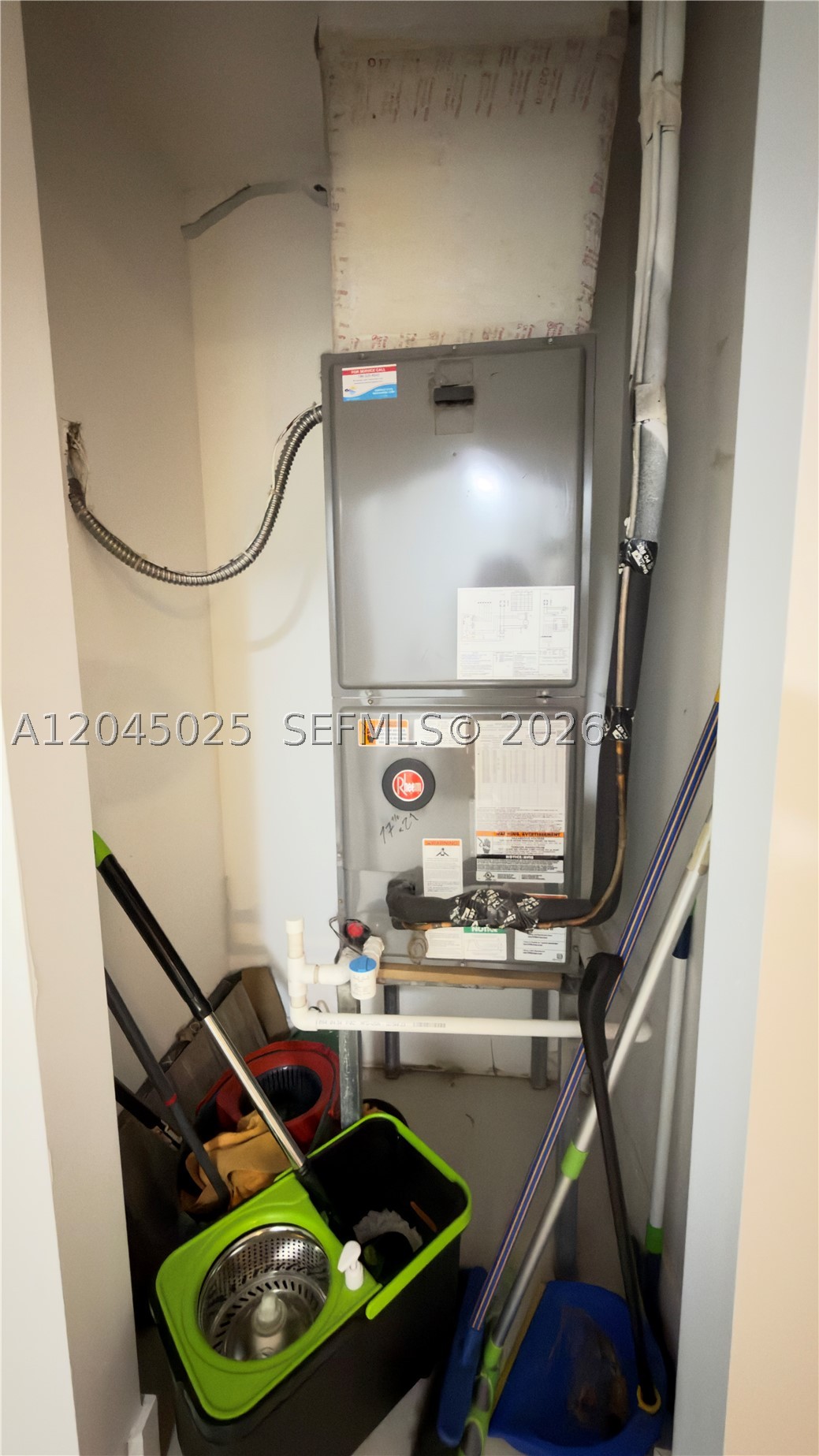 920 Nw 65th St Property Photo 17