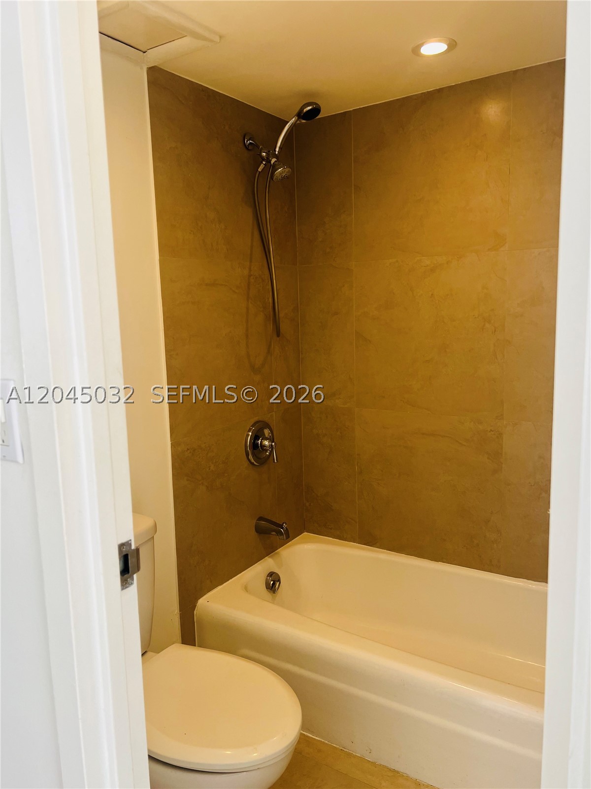 2333 Brickell Ave 210 Property Photo 8