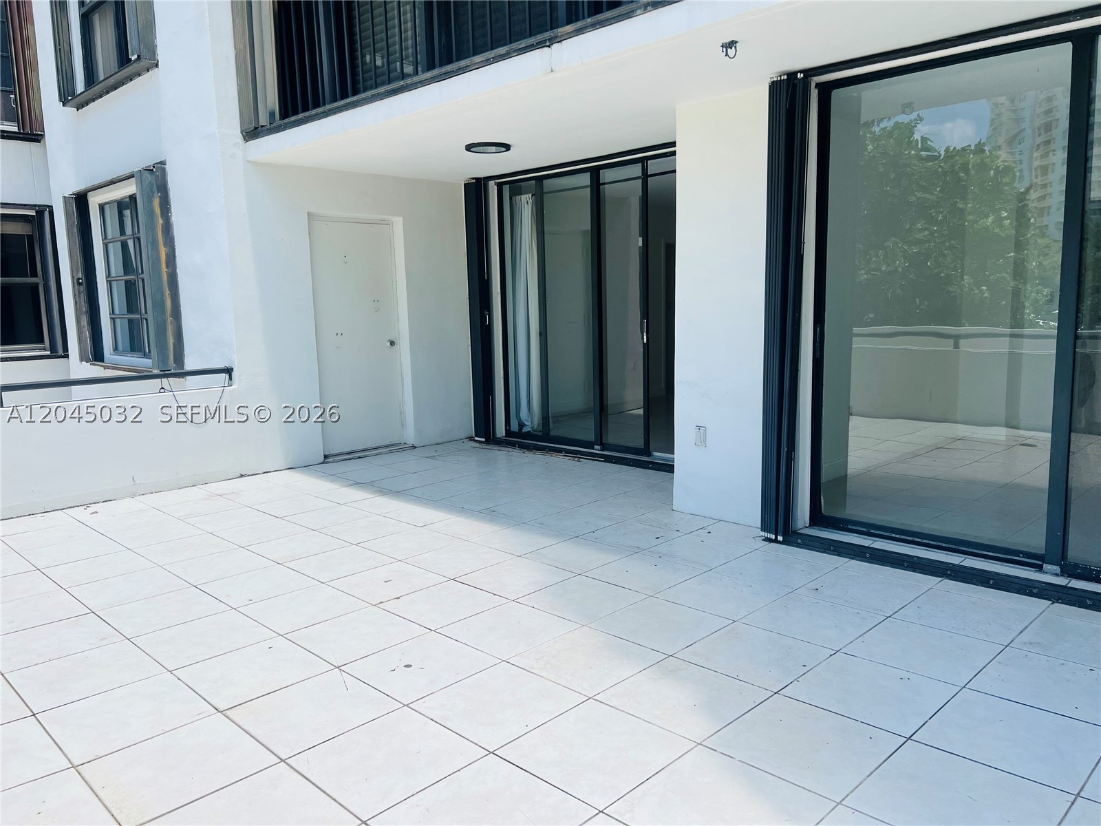 2333 Brickell Ave 210 Property Photo 11