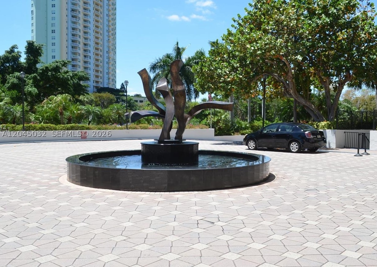 2333 Brickell Ave 210 Property Photo 13