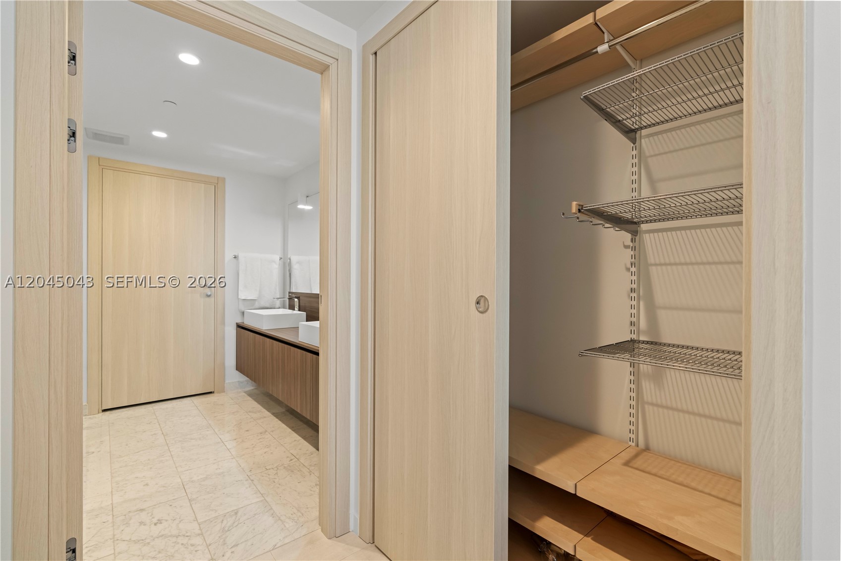 1000 E Brickell Plz 3803 Property Photo 19