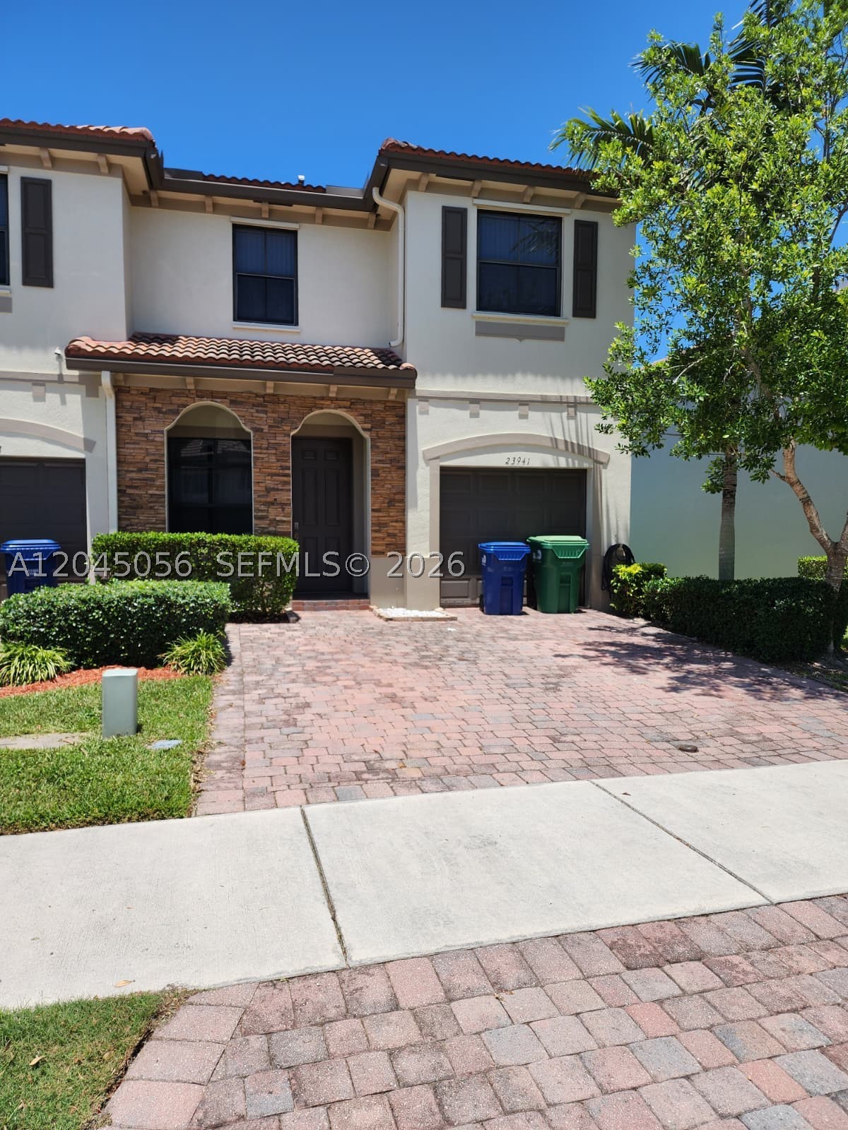 23941 SW 118th Ave Property Photo 1