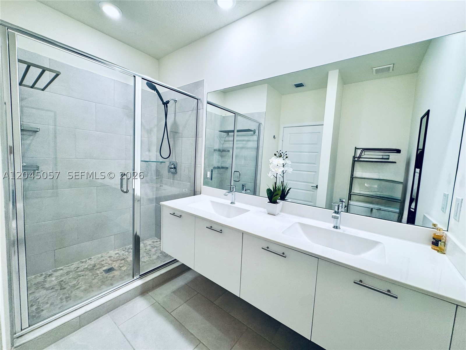 10295 Nw 64th Ter 104 Property Photo 8