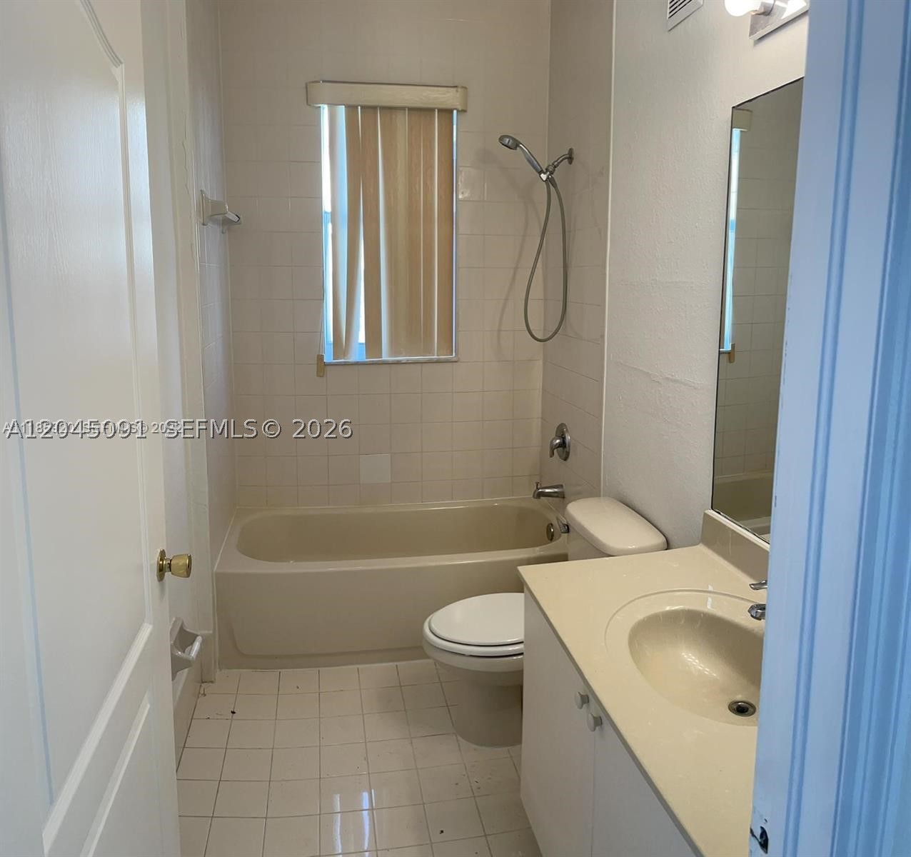 1660 Se 29th St 109 Property Photo 9
