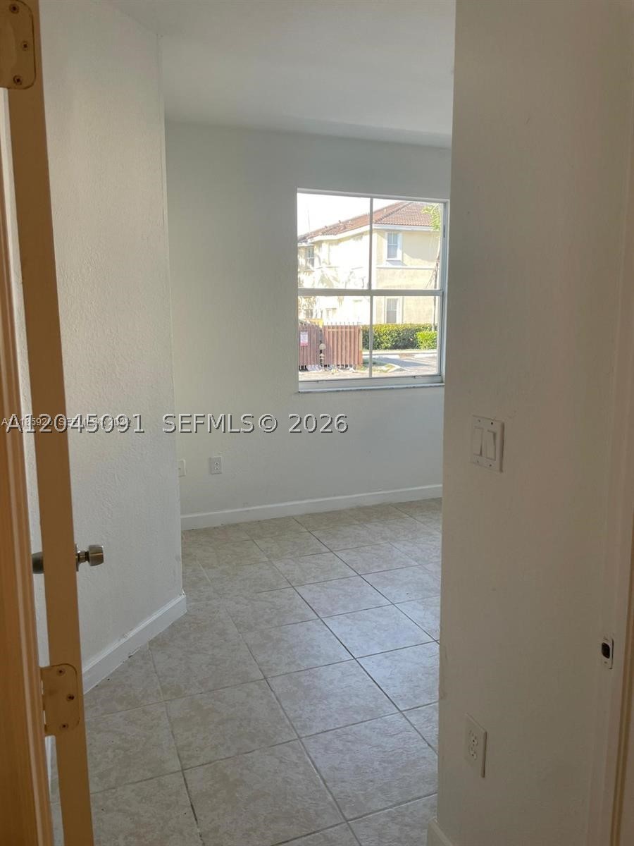 1660 Se 29th St 109 Property Photo 11