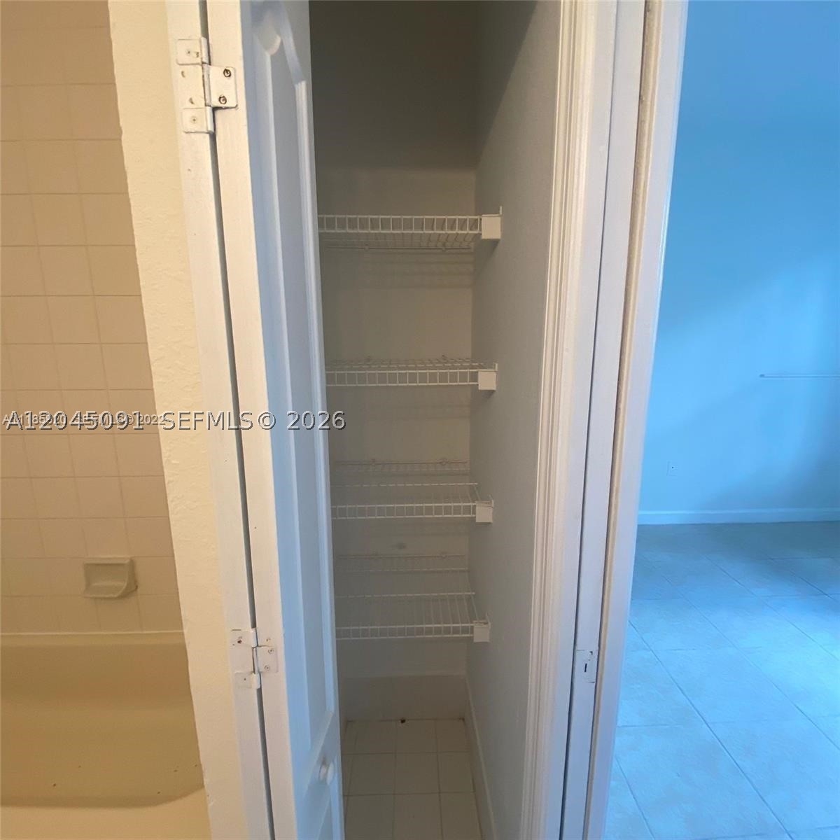 1660 Se 29th St 109 Property Photo 17