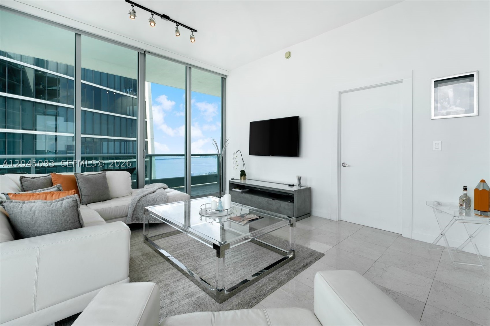 900 Biscayne Blvd 5812 Property Photo 5