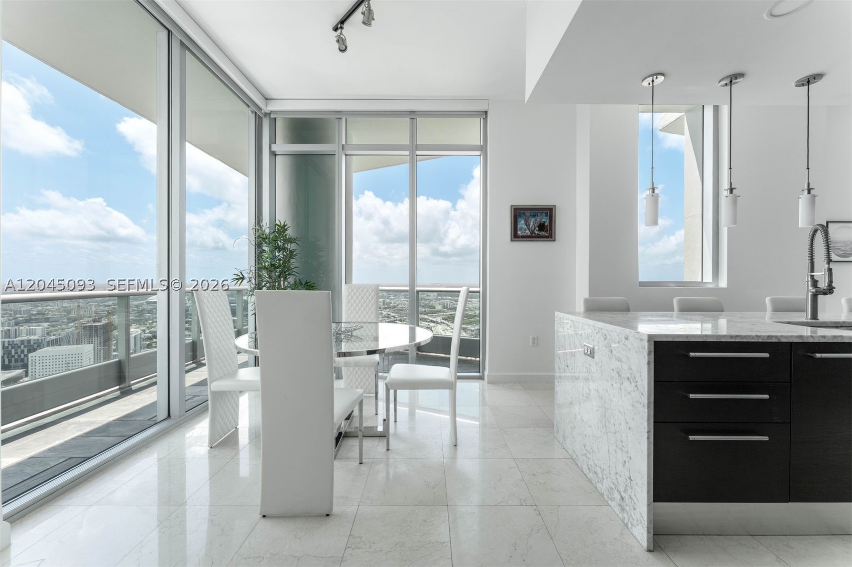 900 Biscayne Blvd 5812 Property Photo 6