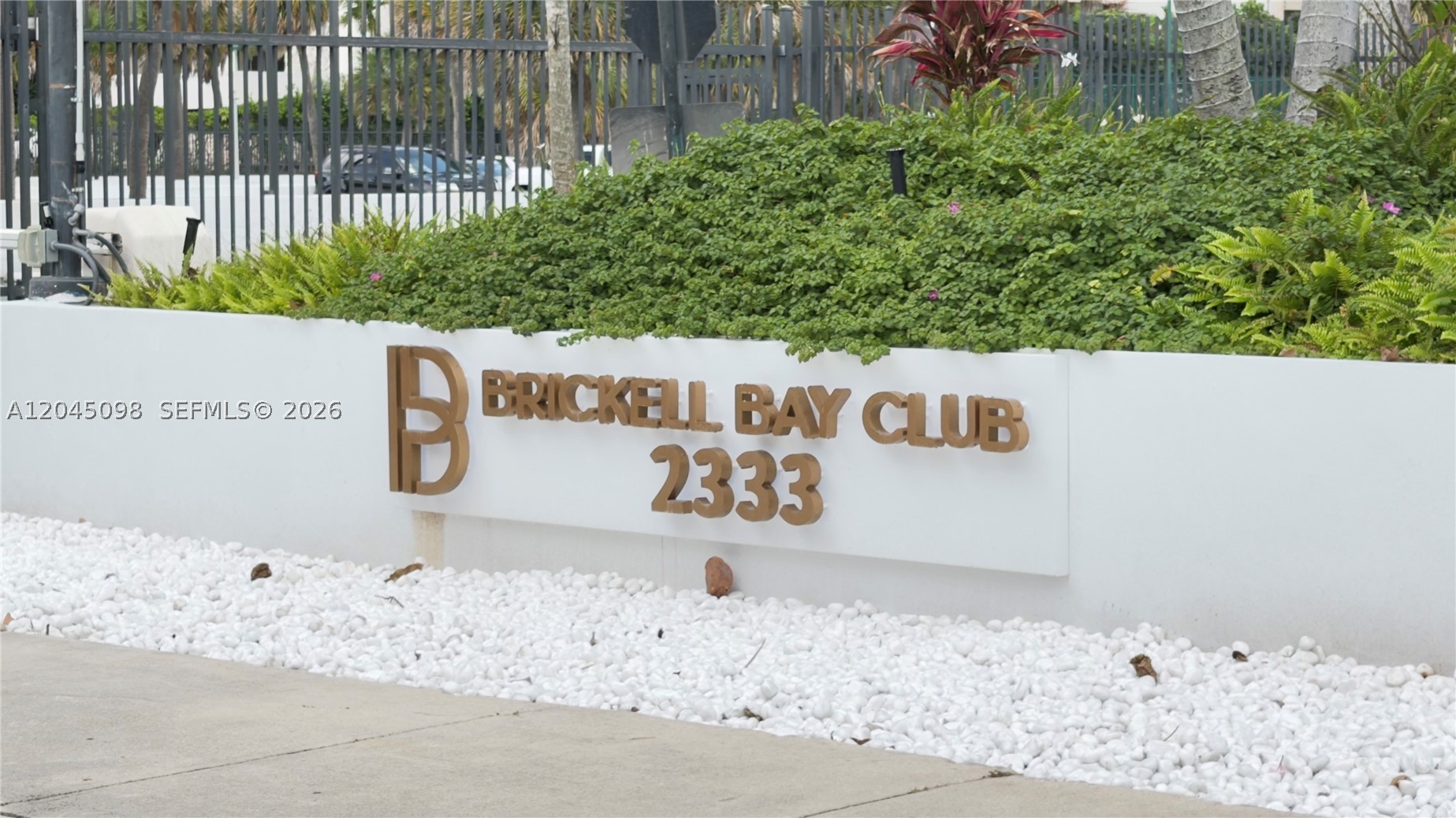 2333 Brickell Ave 614 Property Photo 1