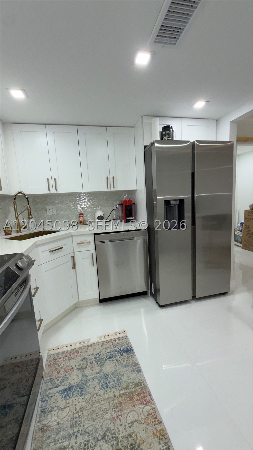 2333 Brickell Ave 614 Property Photo 7