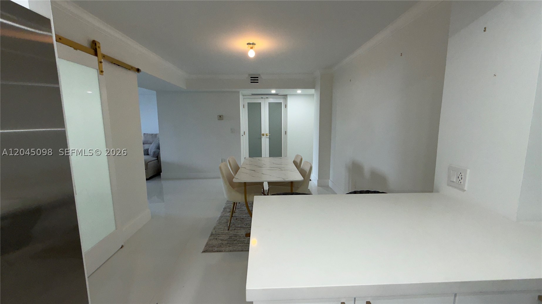 2333 Brickell Ave 614 Property Photo 9