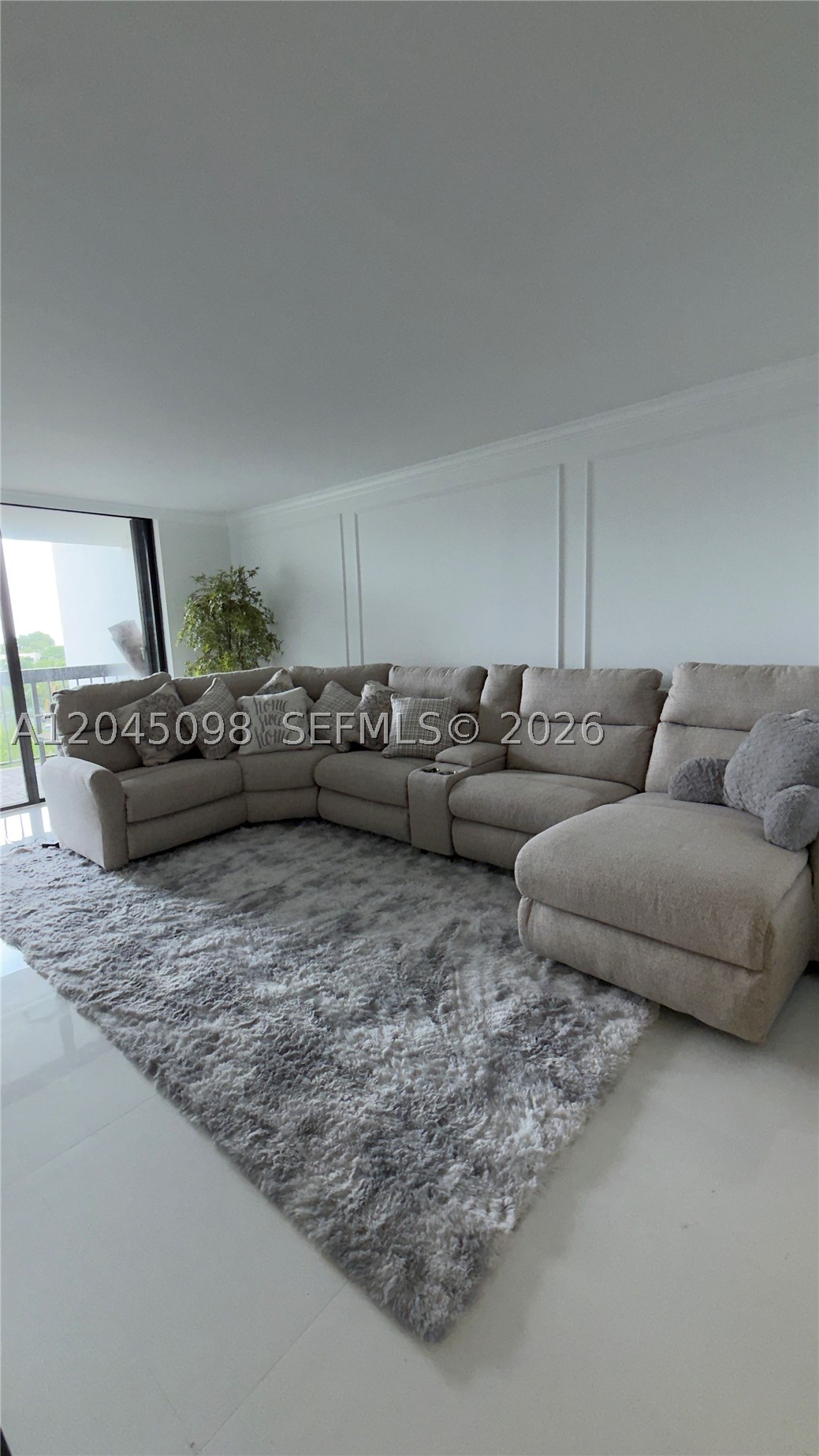 2333 Brickell Ave 614 Property Photo 12