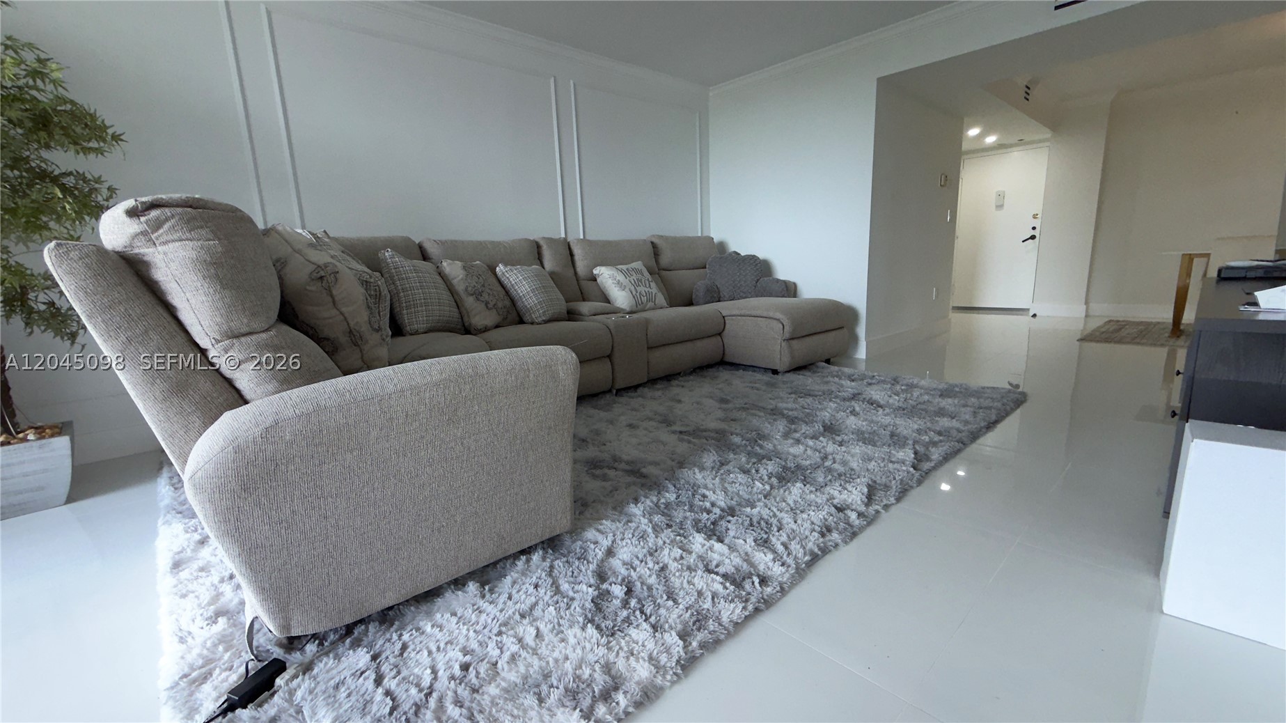 2333 Brickell Ave 614 Property Photo 15