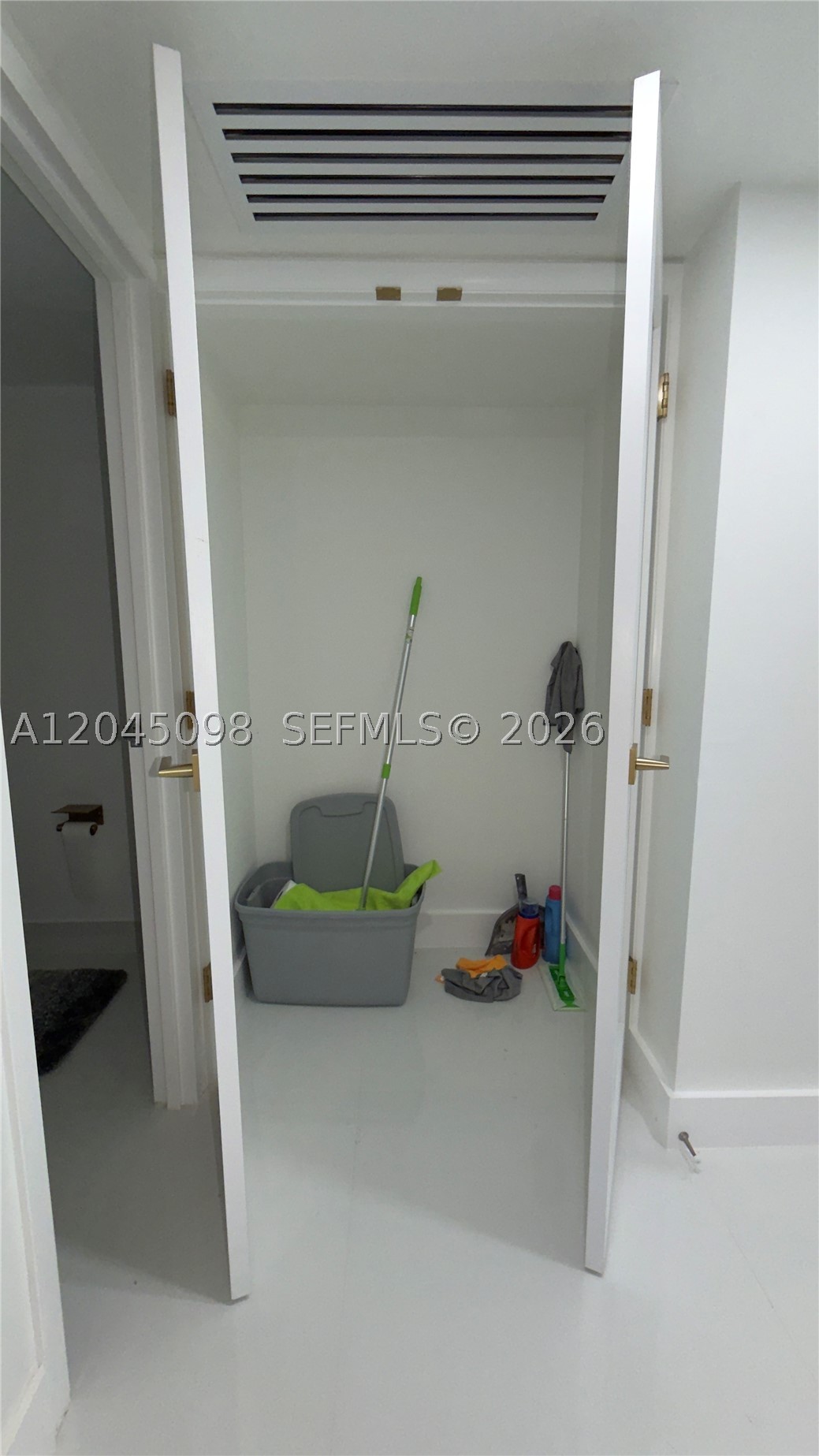 2333 Brickell Ave 614 Property Photo 26