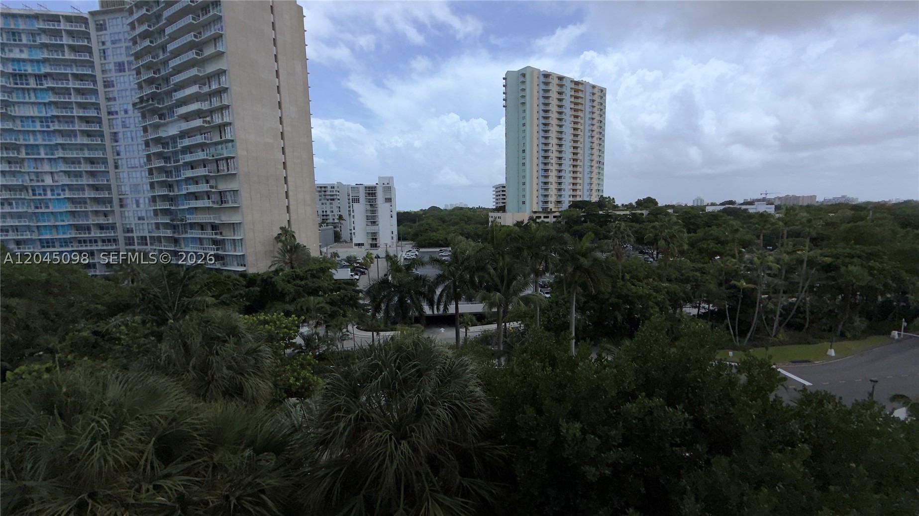 2333 Brickell Ave 614 Property Photo 36