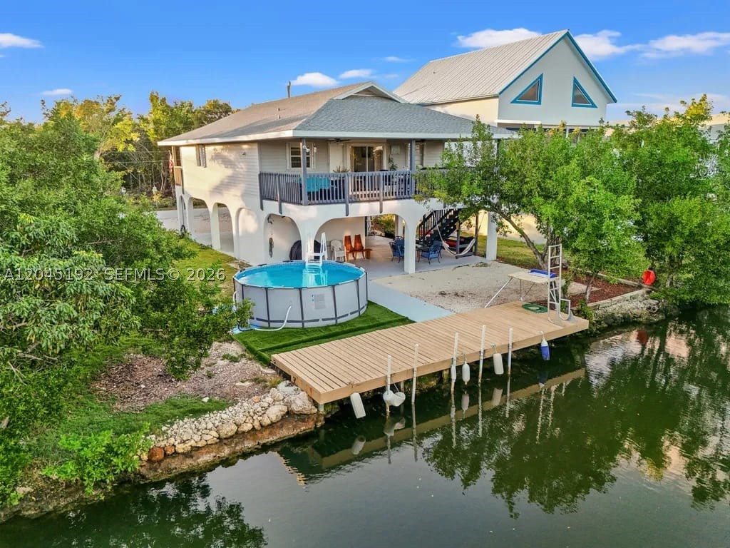 3635 Trade Winds St Property Photo 9