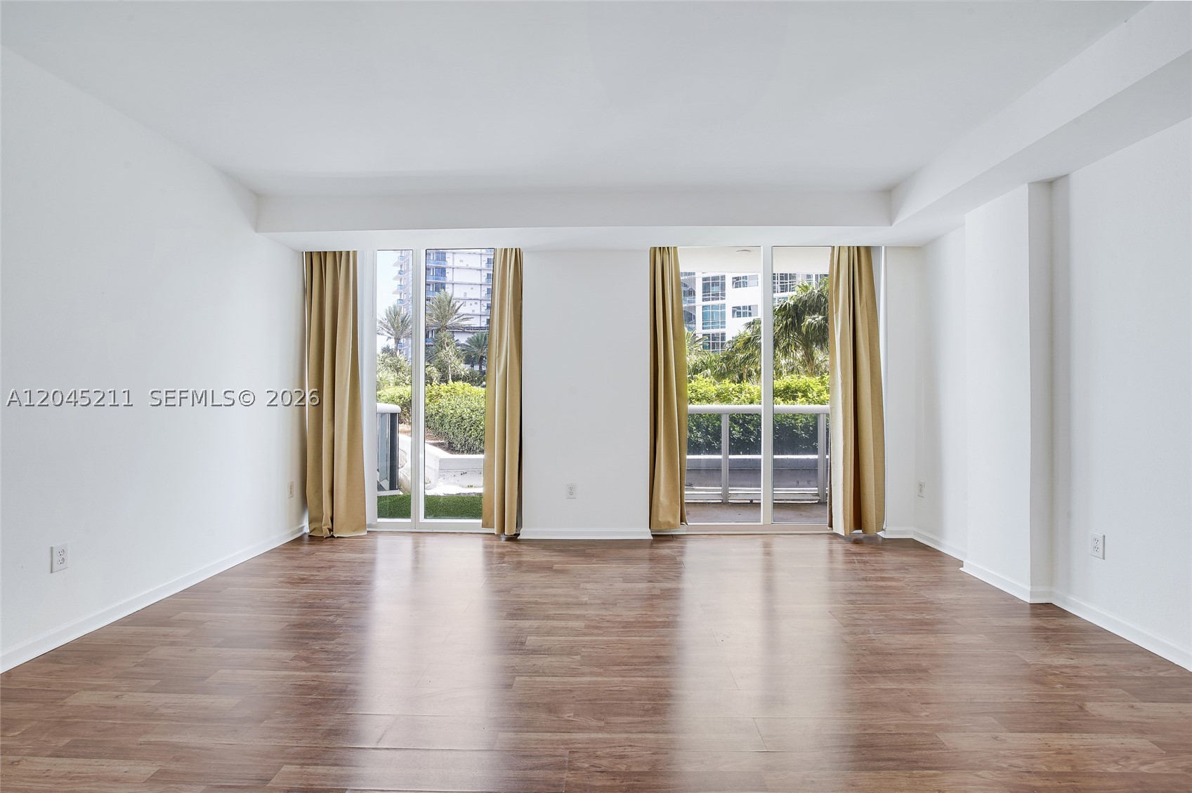 10275 Collins Ave 201 Property Photo 7