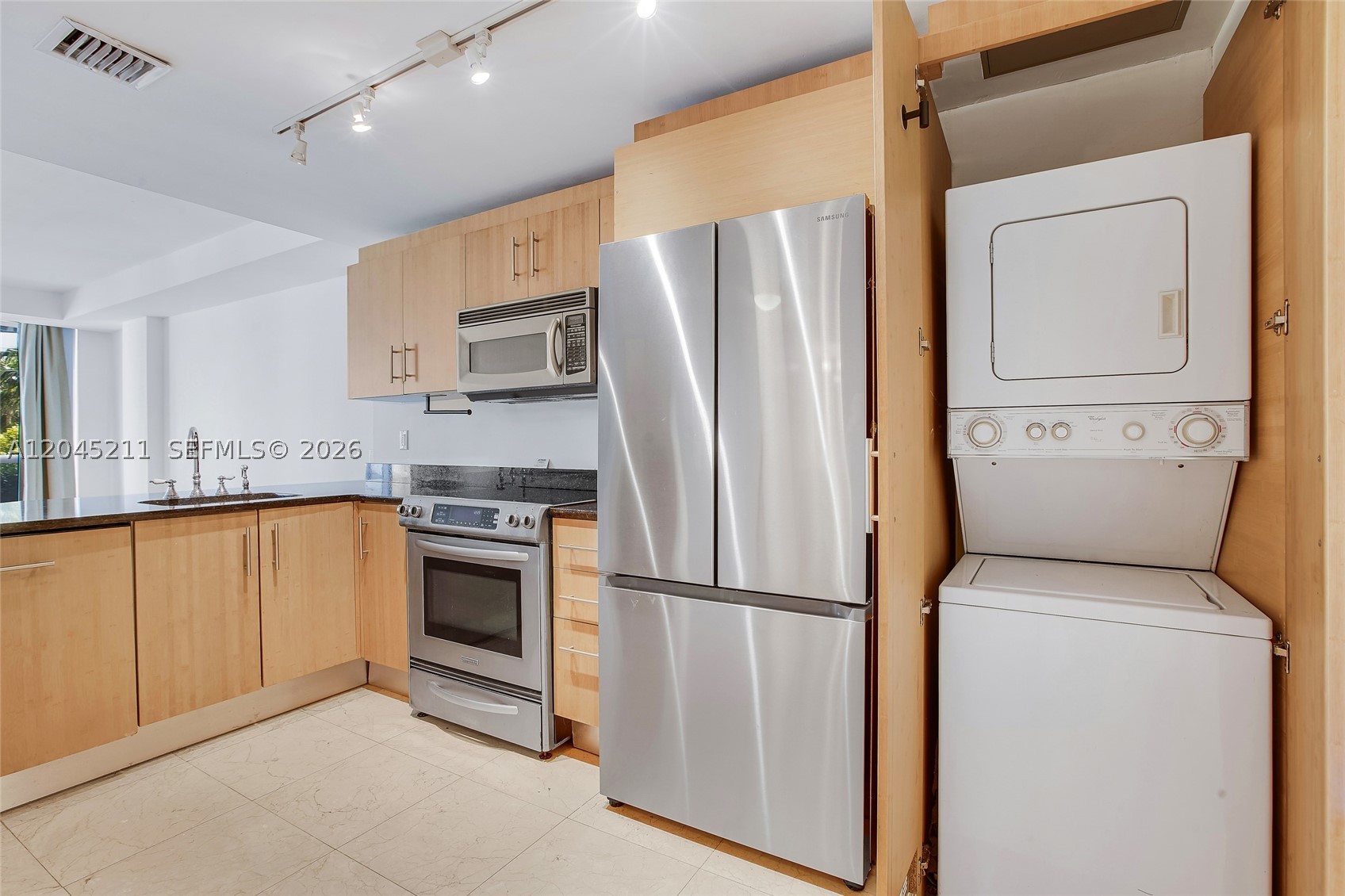 10275 Collins Ave 201 Property Photo 9