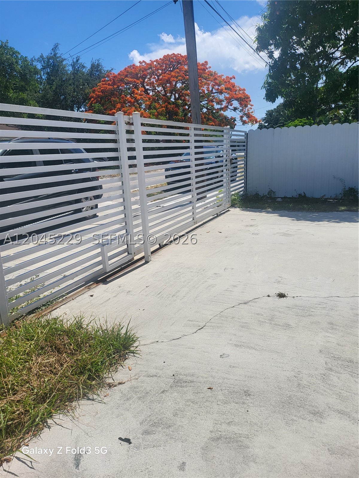 2467 Nw 95th Ter Front Property Photo 4