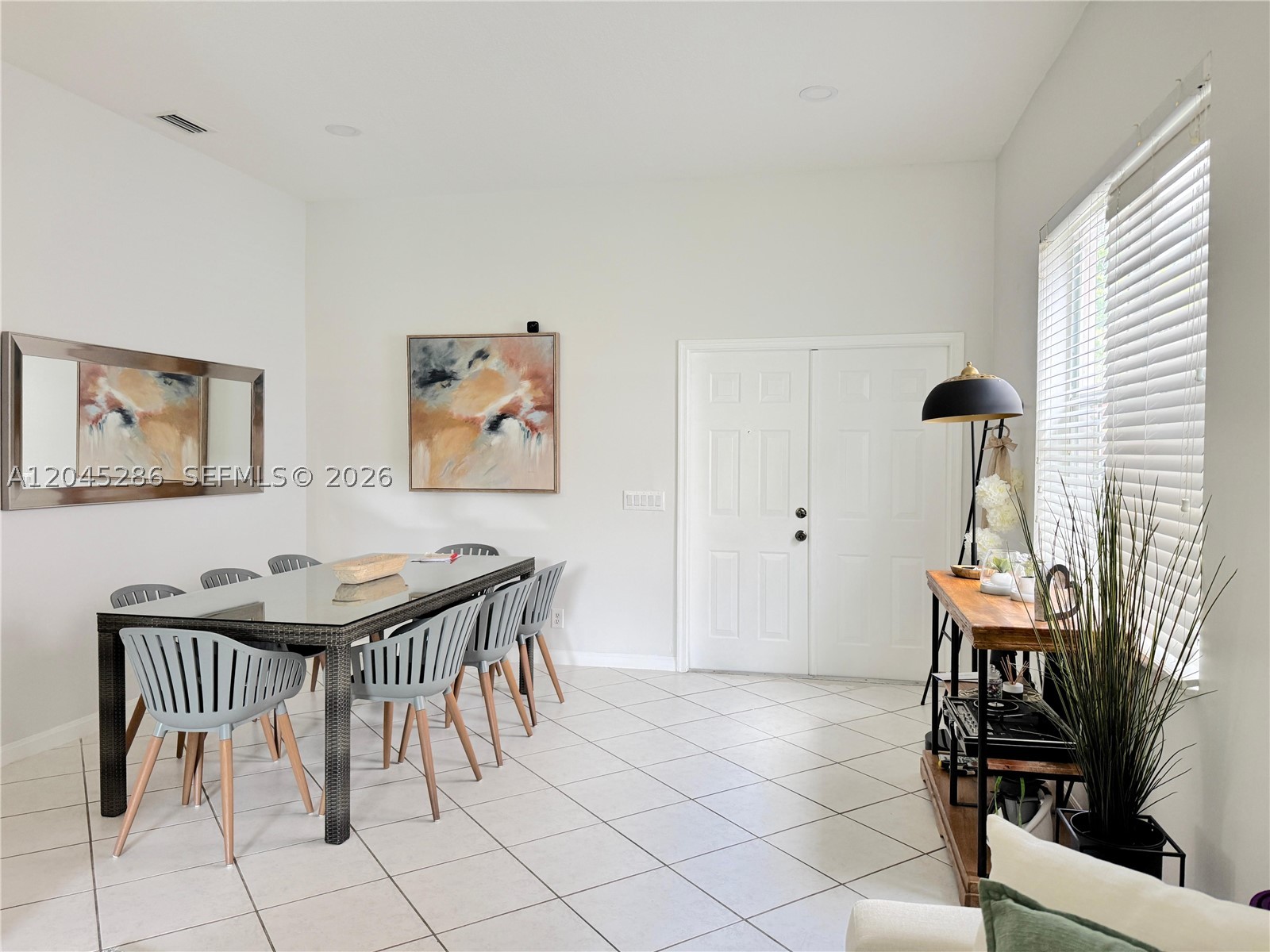 1074 Bluewood Ter 0 Property Photo 4