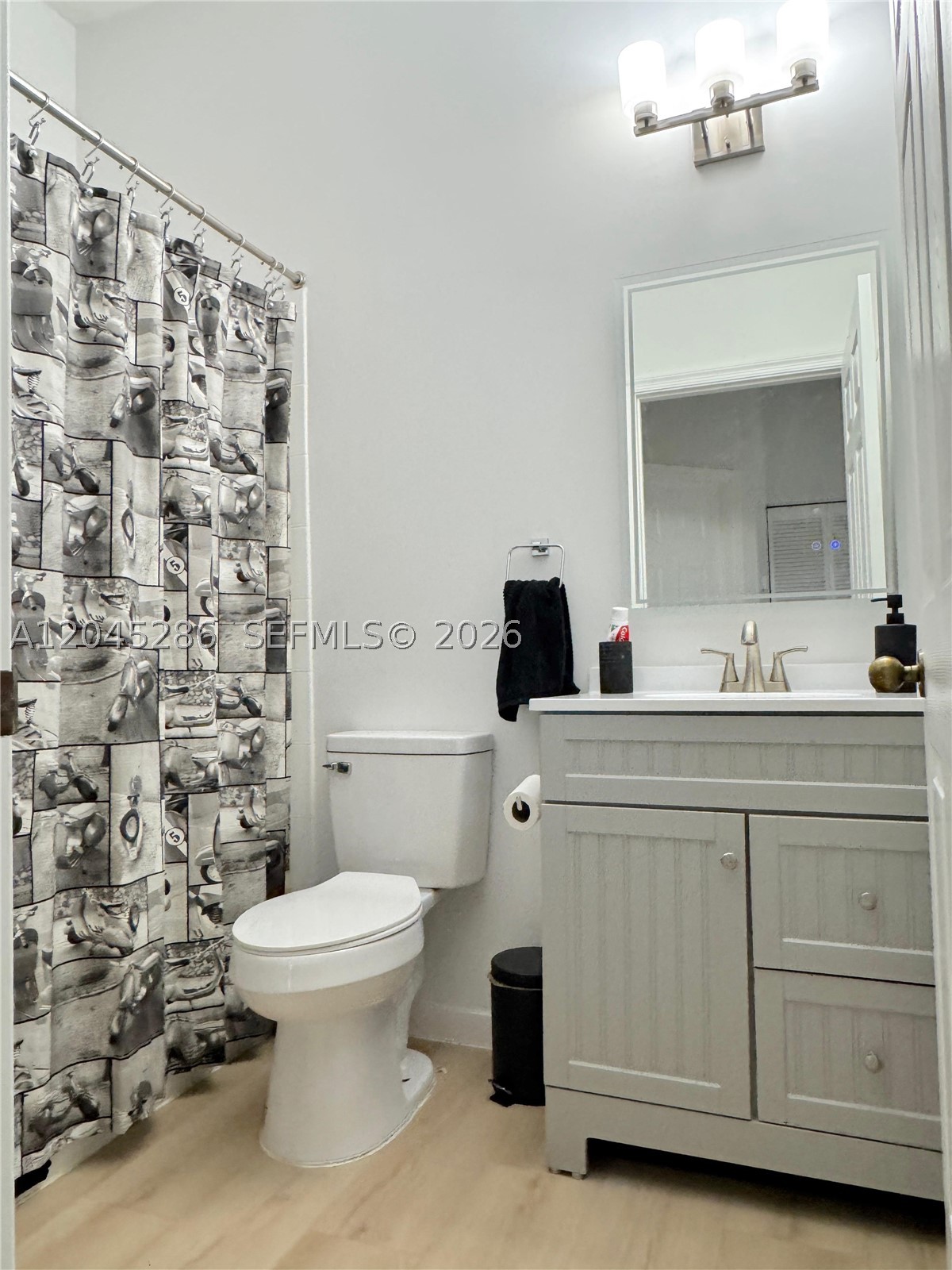 1074 Bluewood Ter 0 Property Photo 26